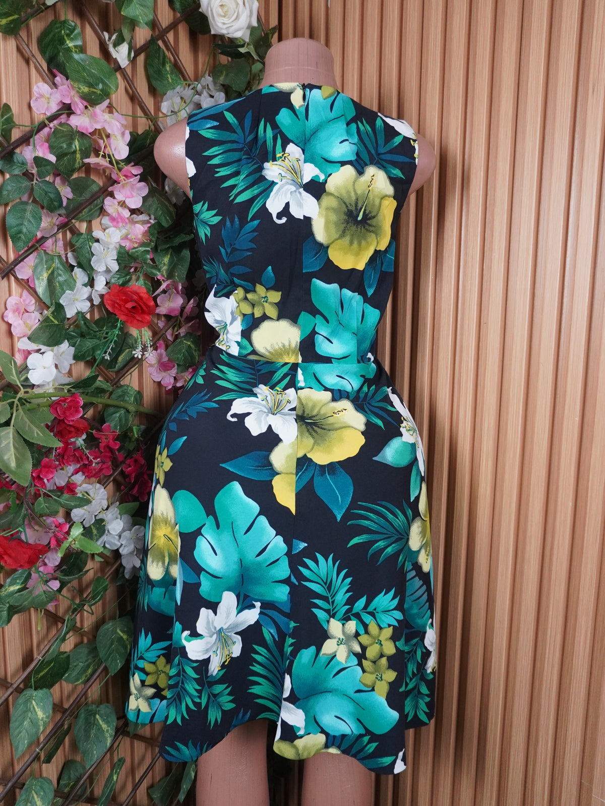 Robe évasée sans manches imprimée fleurie-S
