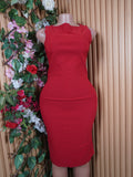 Robe moulante sans manches décolletée-S