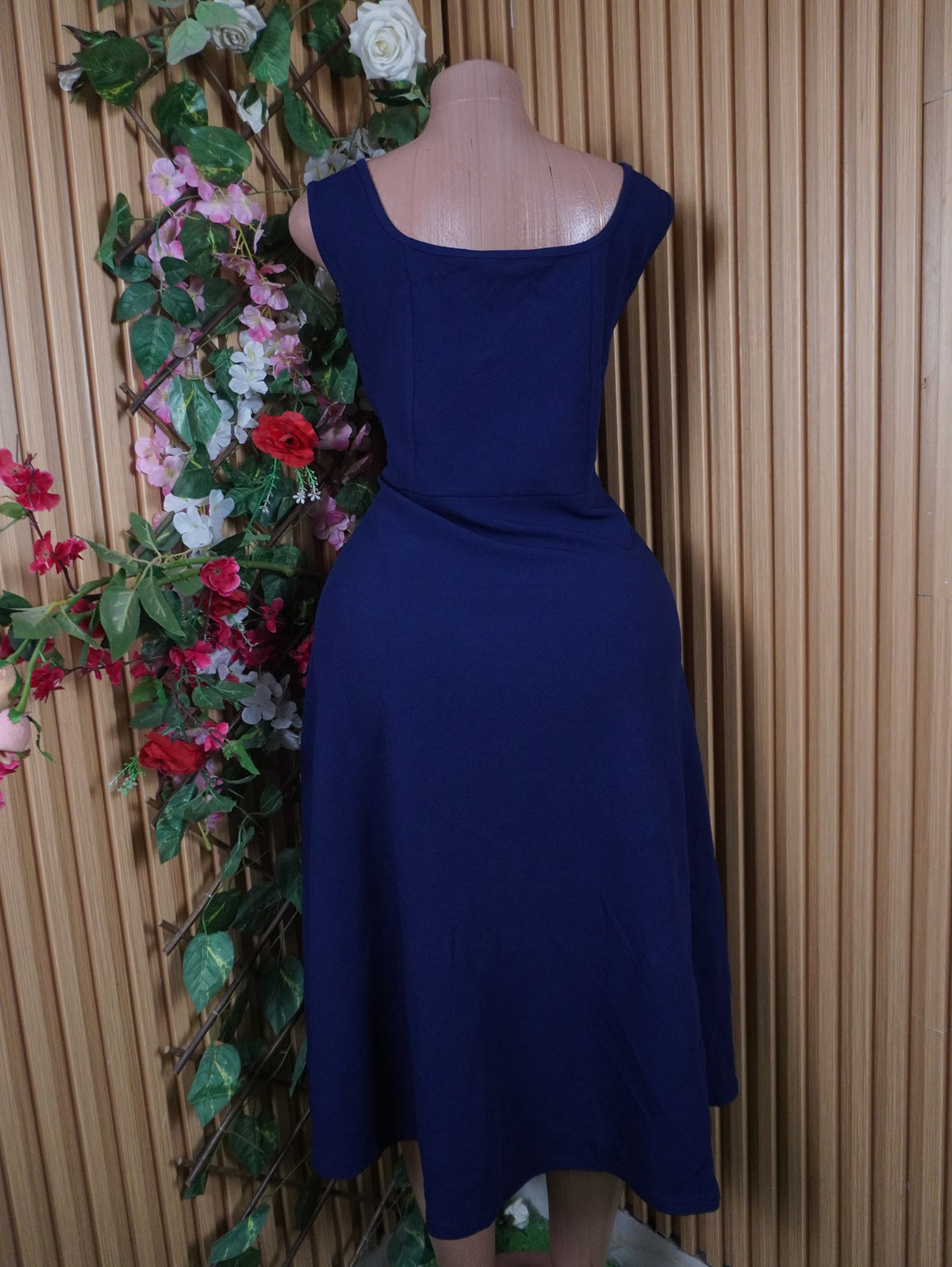Robe évasée longue sans manches décolletée-XL
