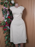 Robe évasée mi-longue sans manches décolletée-L