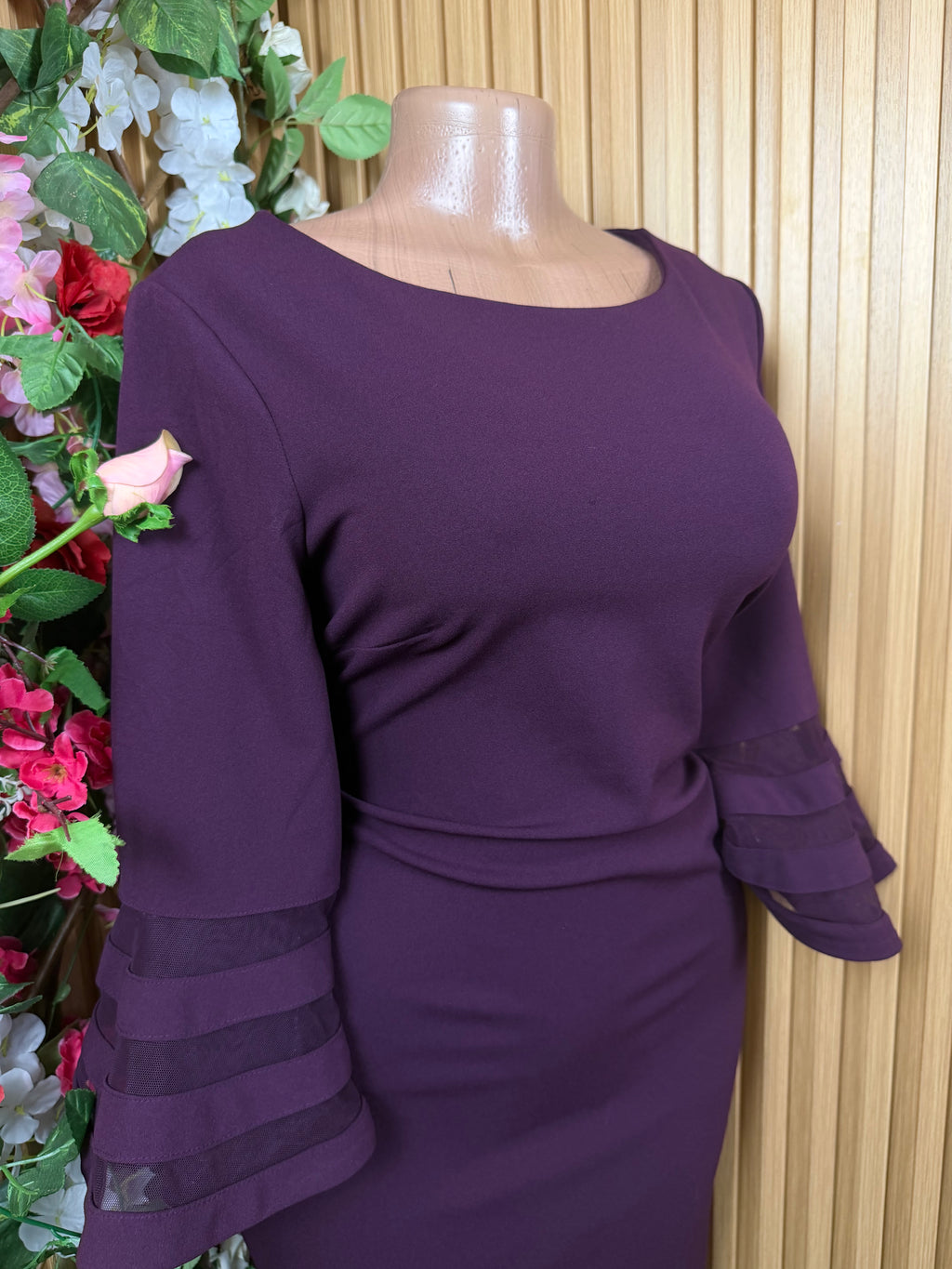 Robe évasée longue manches longues décolletée-S