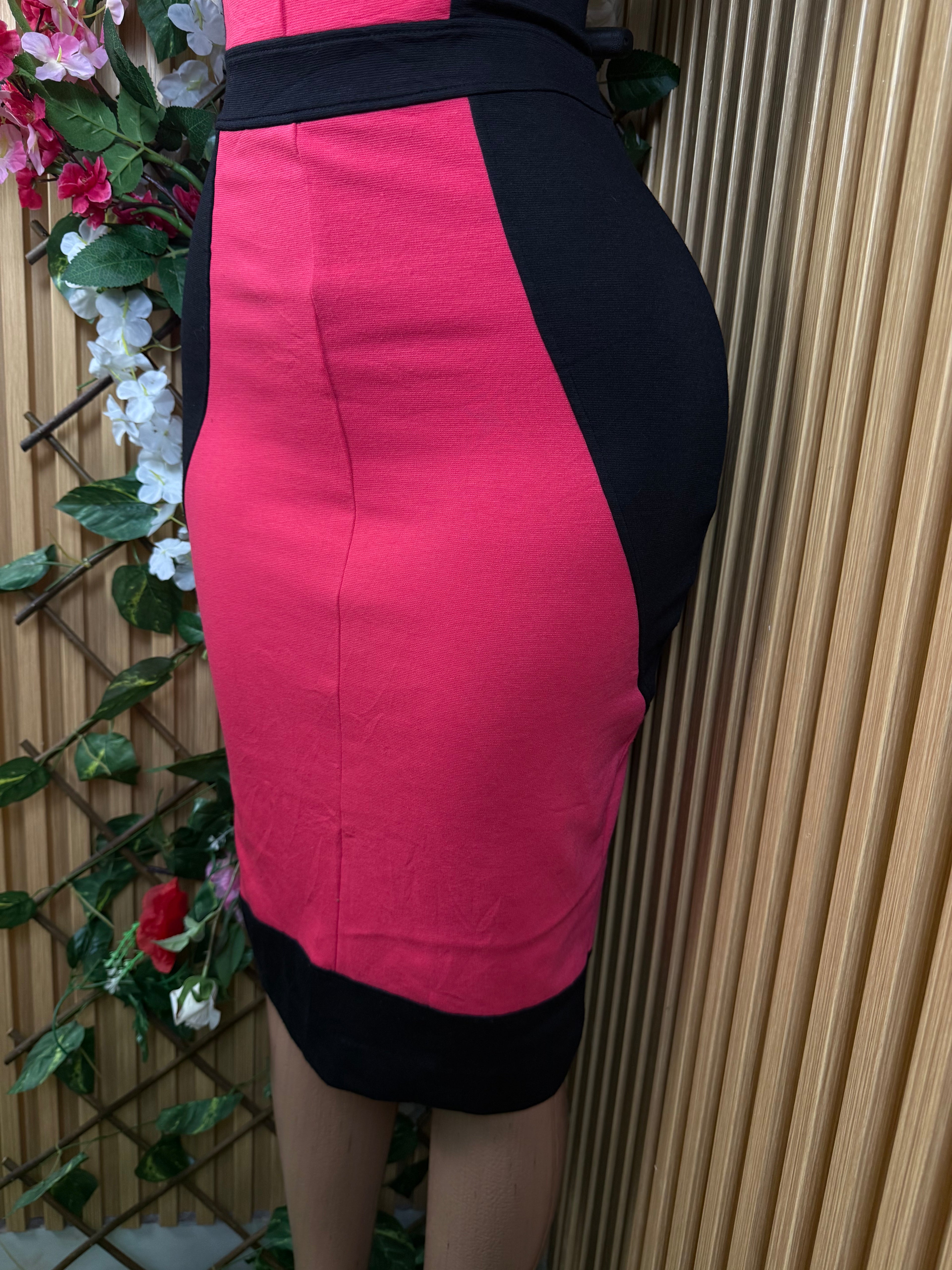 Robe moulante slim stylée sans manches - Perluna Store
