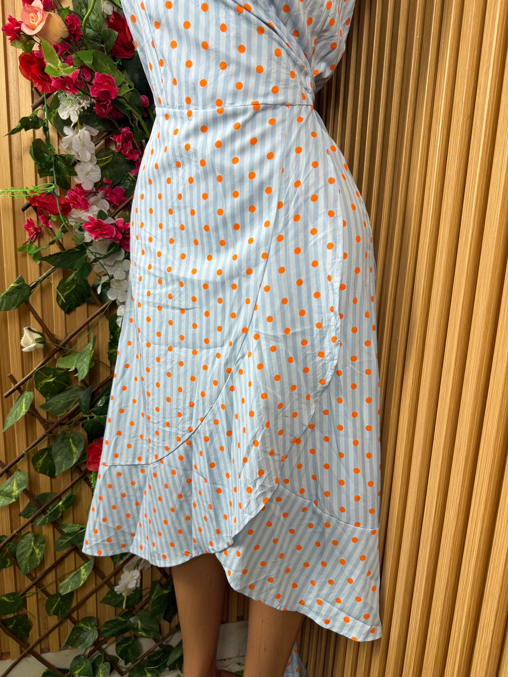Robe évasée mi longue sans manches longues-L