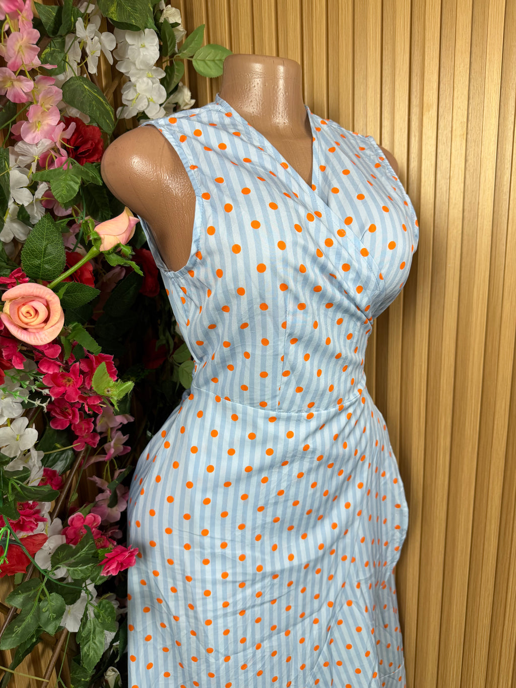 Robe évasée mi longue sans manches longues-L