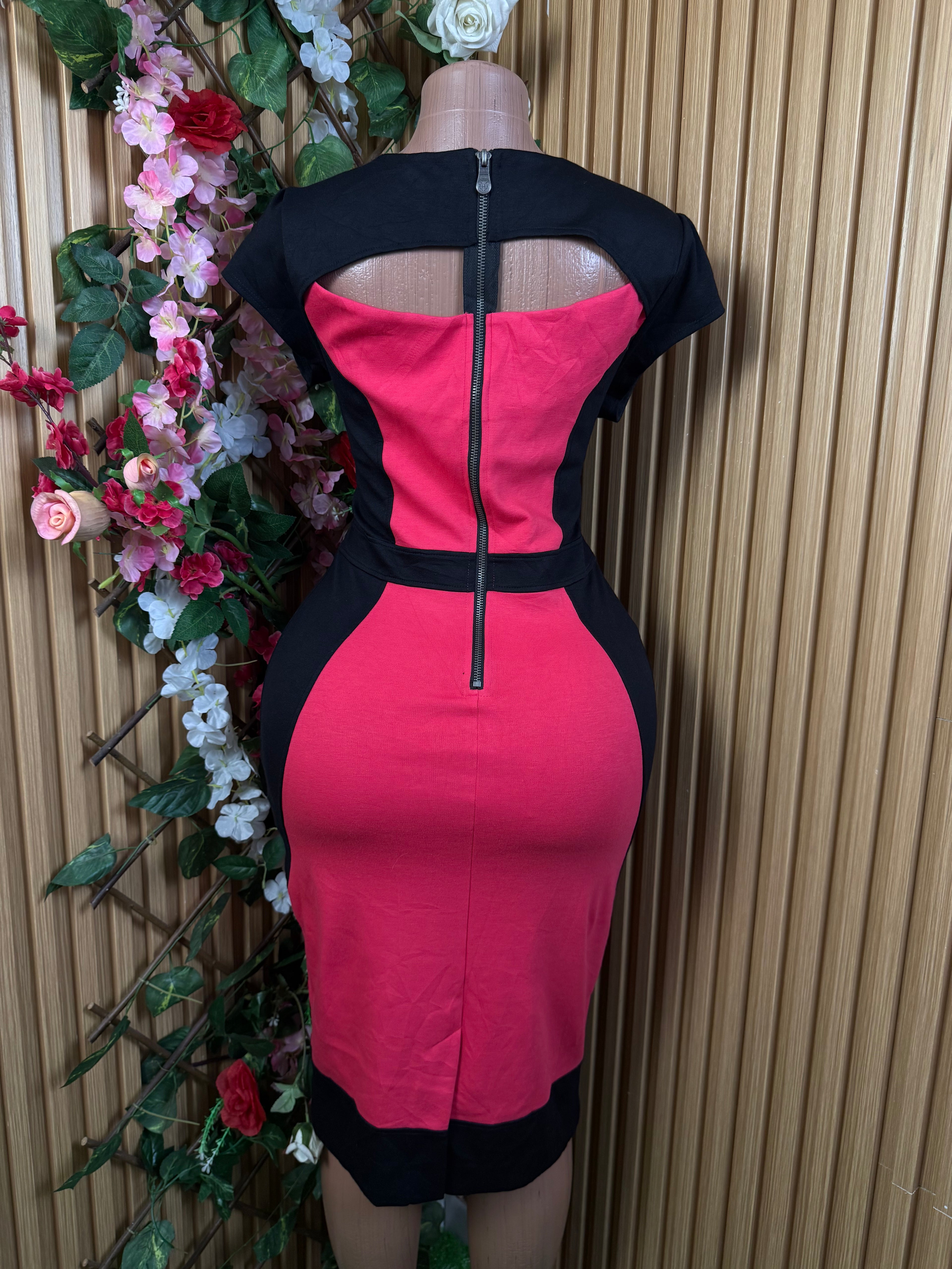 Robe moulante slim stylée sans manches - Perluna Store