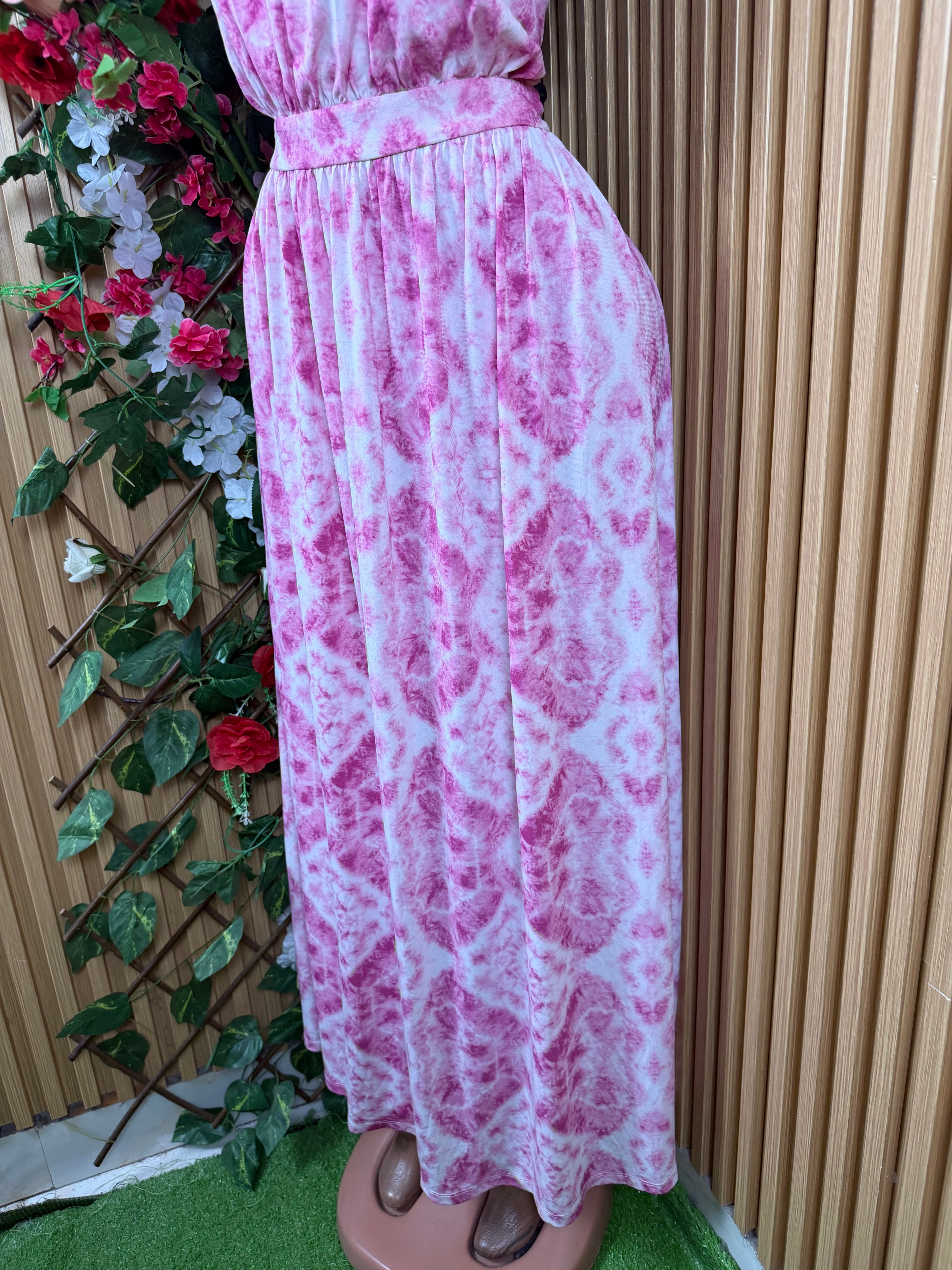 Robe évasée longue sans manches imprimée fleurie-L