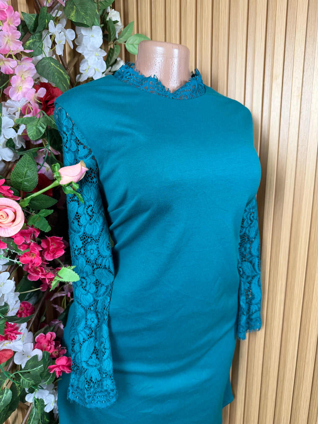 Robe moulante slim manches longues-L