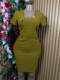 Robe moulante slim manches courtes décollectée - Perluna Store