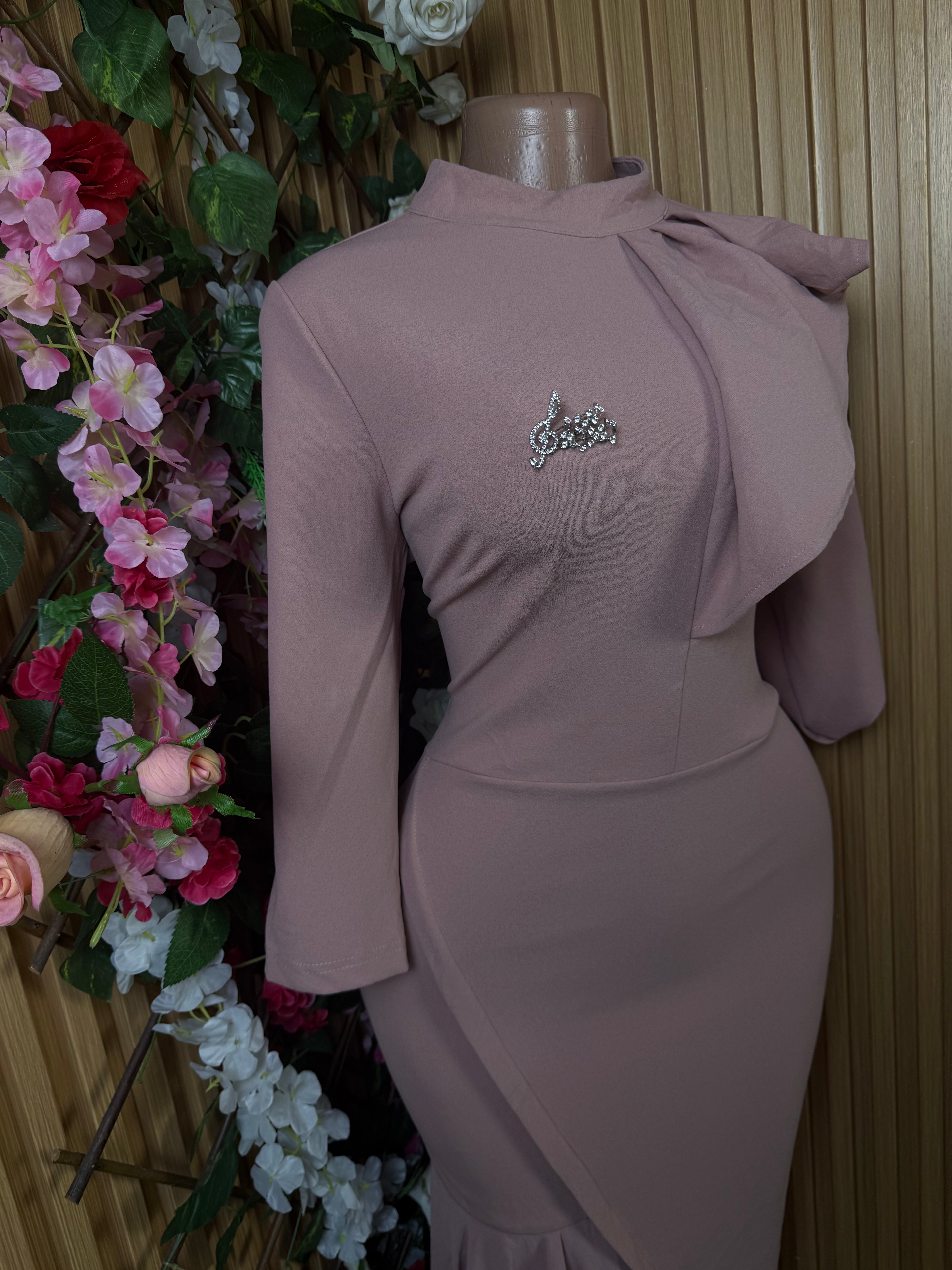 Robe moulante stylée manches longues - Perluna Store