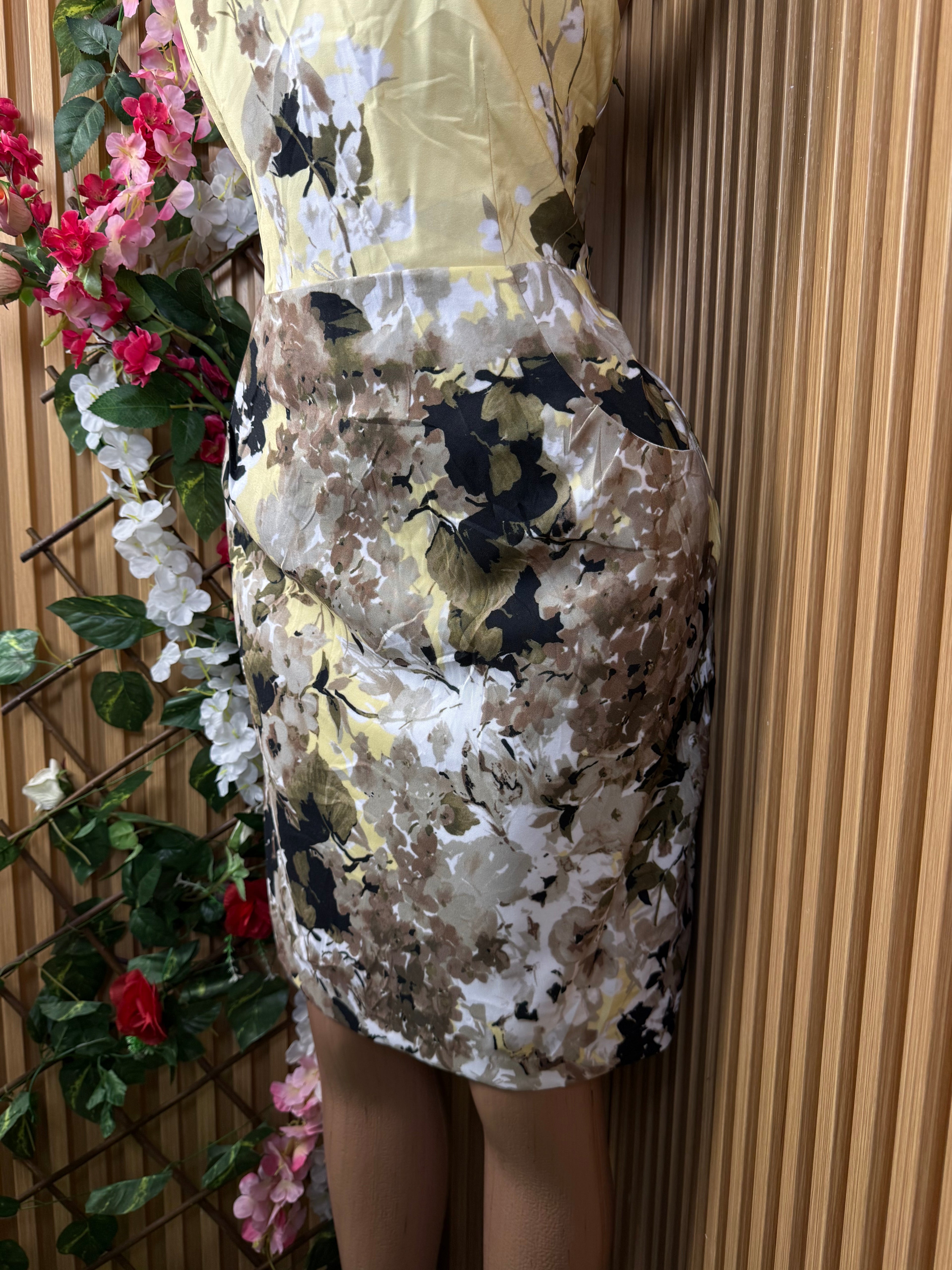Robe moulante sans manches imprimée fleurie - Perluna Store