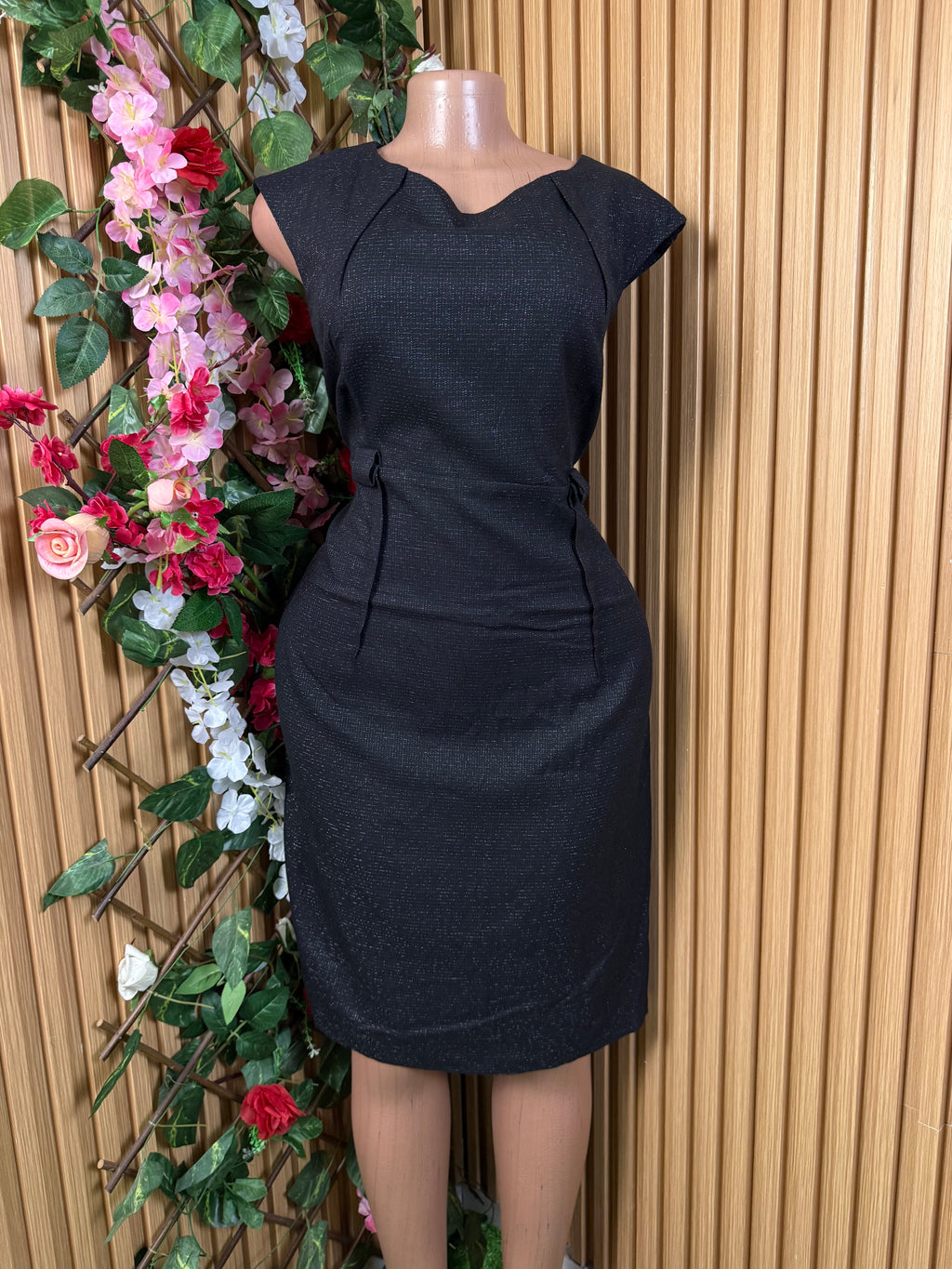 Robe droite slim stylée sans manche - Perluna Store