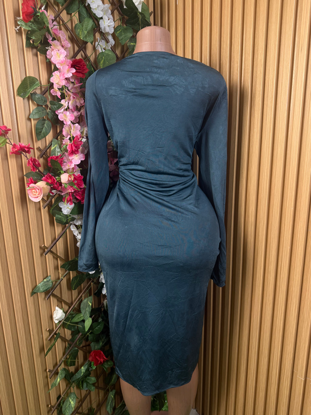 Robe moulante manches longues ceintrée - Perluna Store