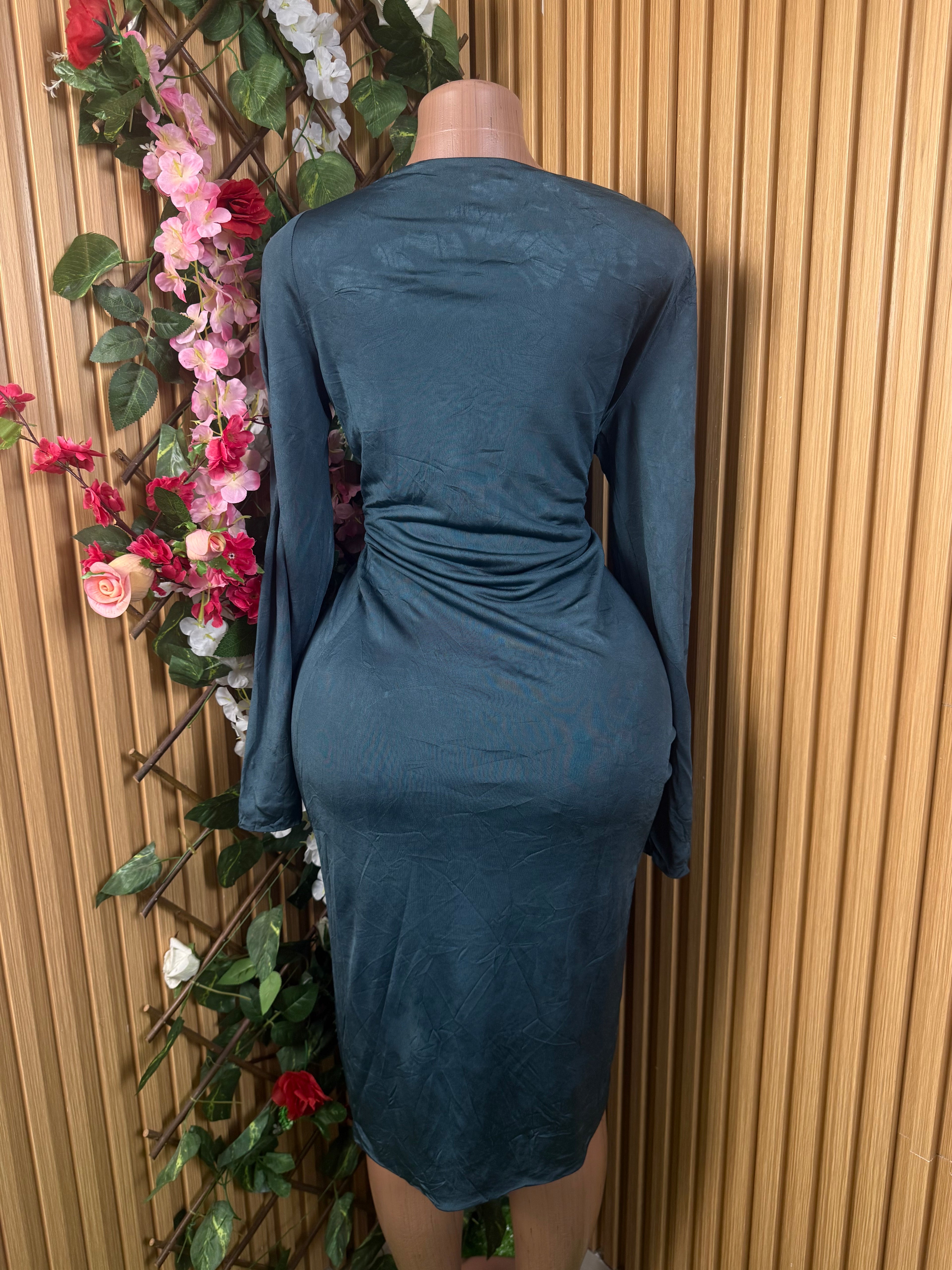 Robe moulante manches longues ceintrée - Perluna Store