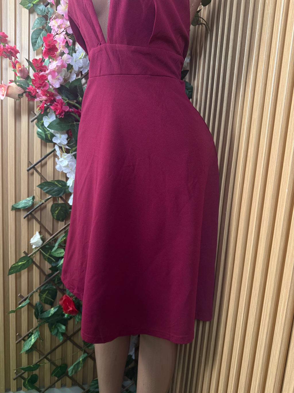 Robe évasée  sans manches décollectée - Perluna Store