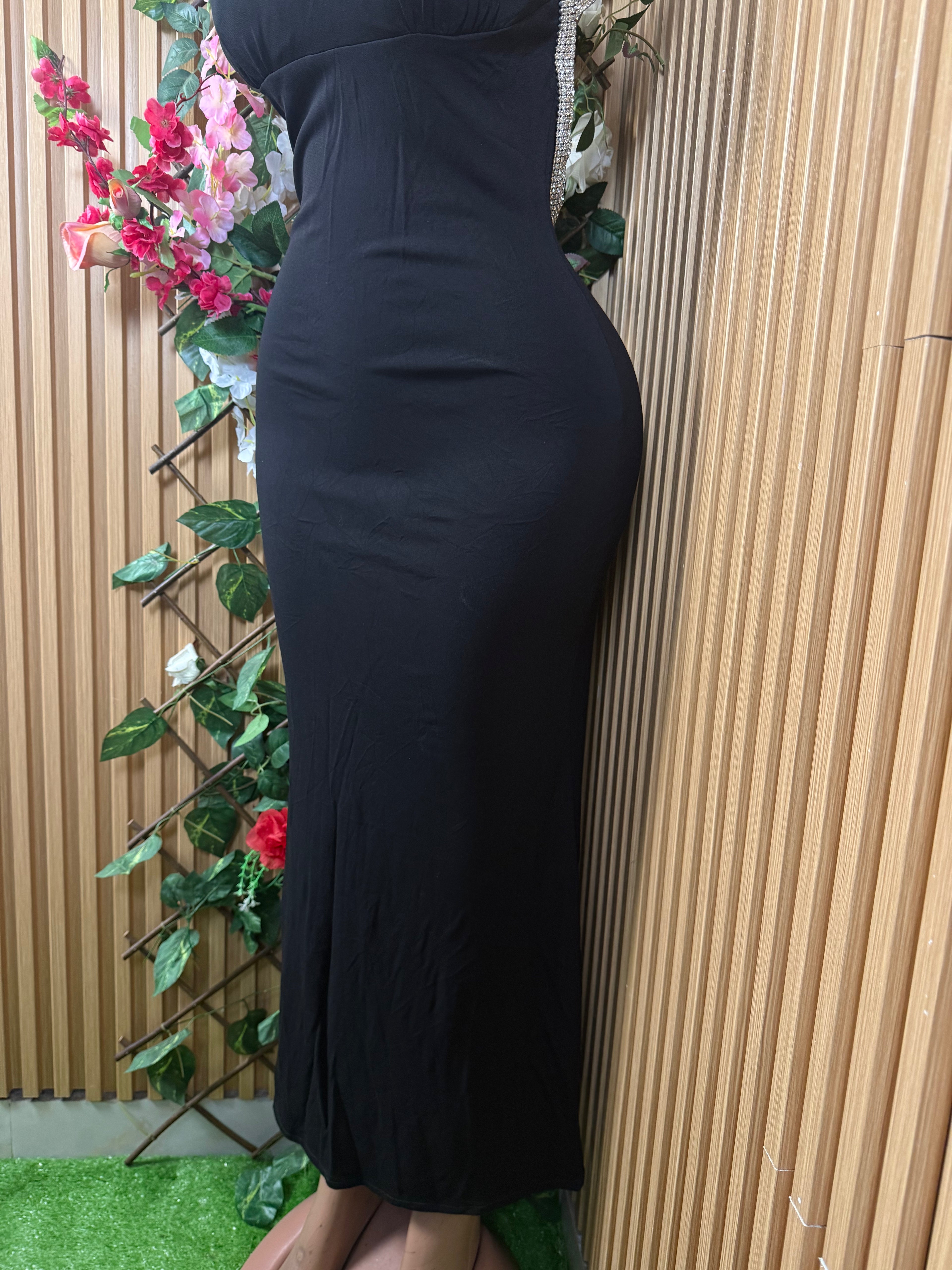 Robe moulante longue à fines betelles dos-nu - Perluna Store