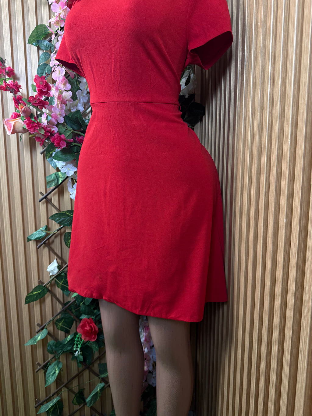 Robe droite slim manches courtes à col chemise - Perluna Store
