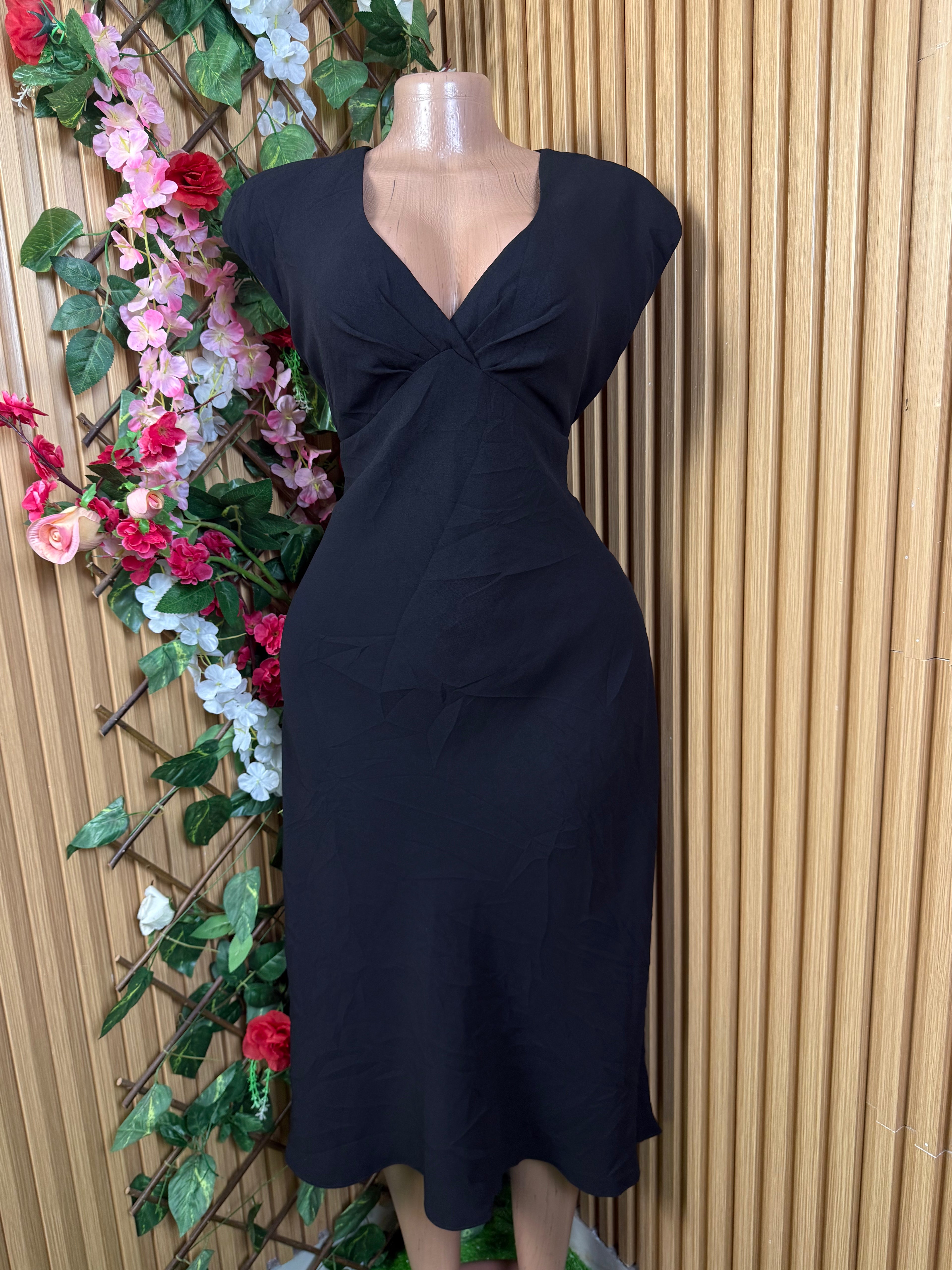 Robe évasée longue sans manches décollectée - Perluna Store