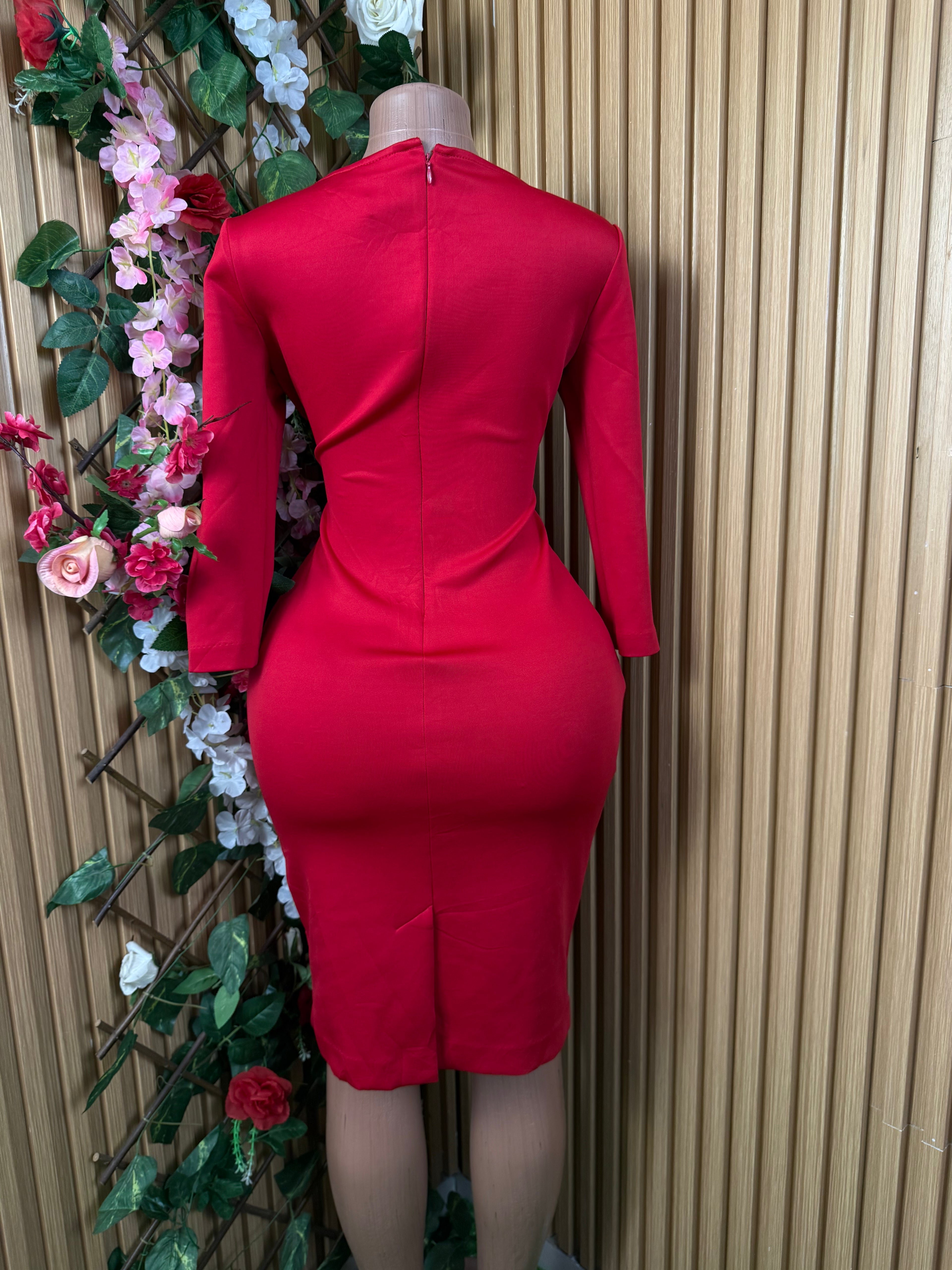 Robe moulante manches longues décollectée - Perluna Store