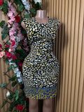 Robe moulante slim sans manches décollectée - Perluna Store