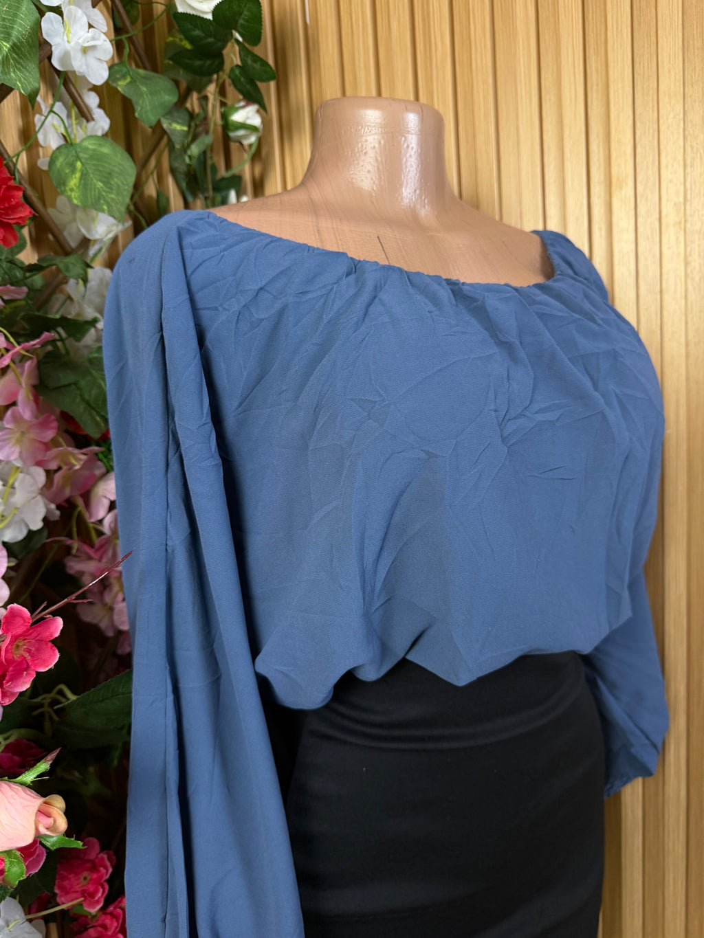 Robe moulante manche longues décollectué - Perluna Store