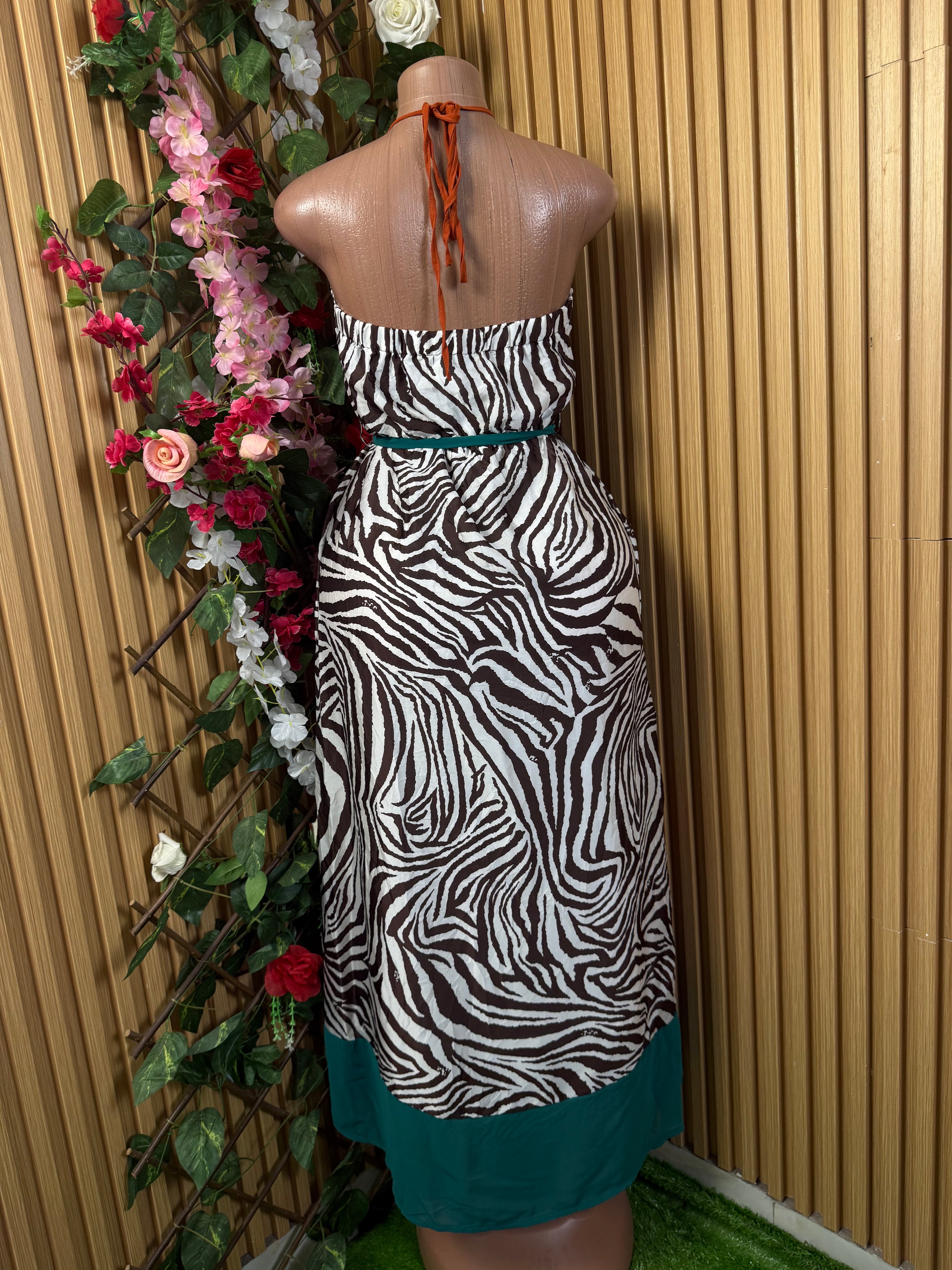 Robe évasée stylée sans manches ceintrée - Perluna Store