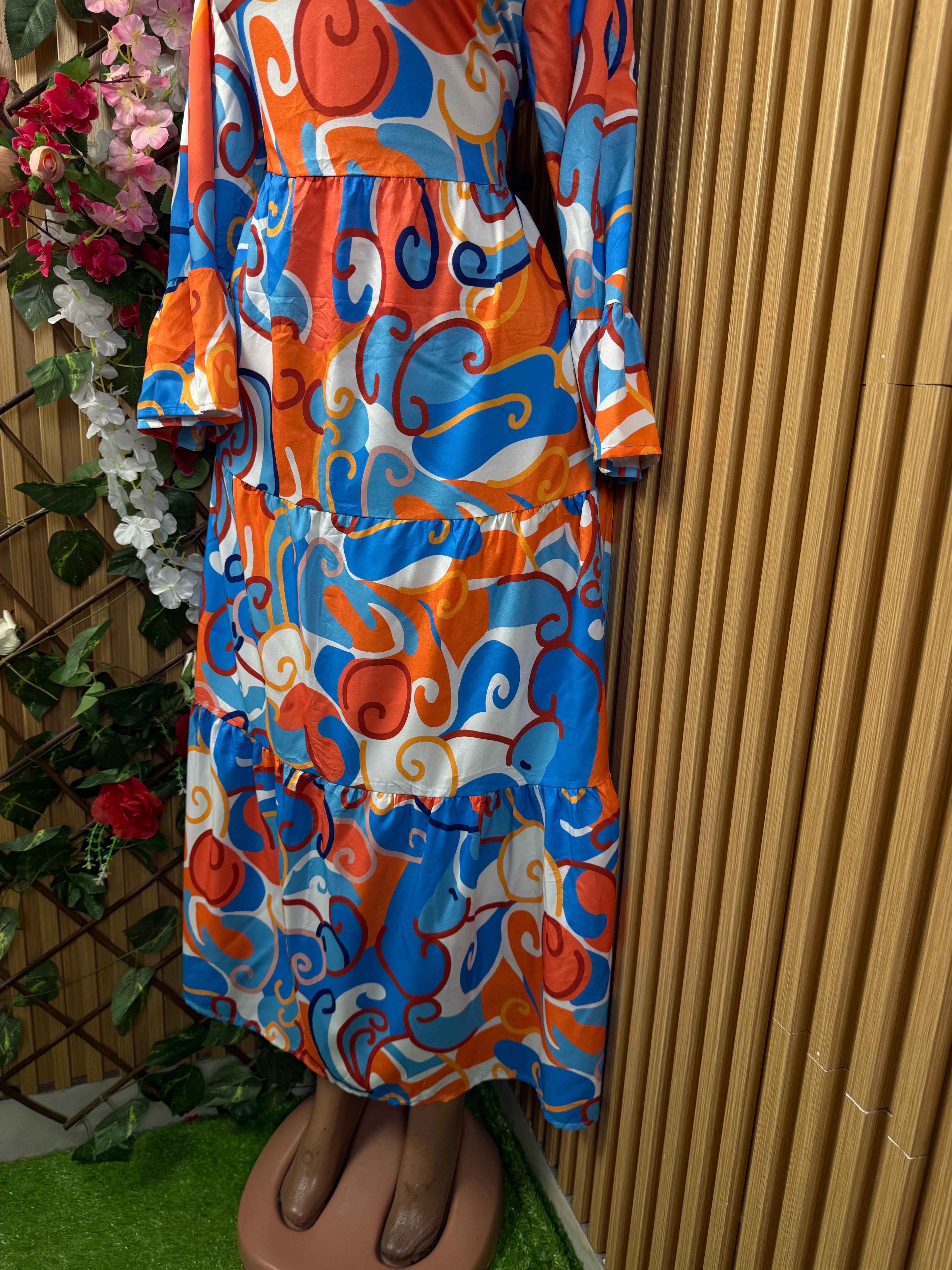 Robe évasée manches longues décolletée - Perluna Store