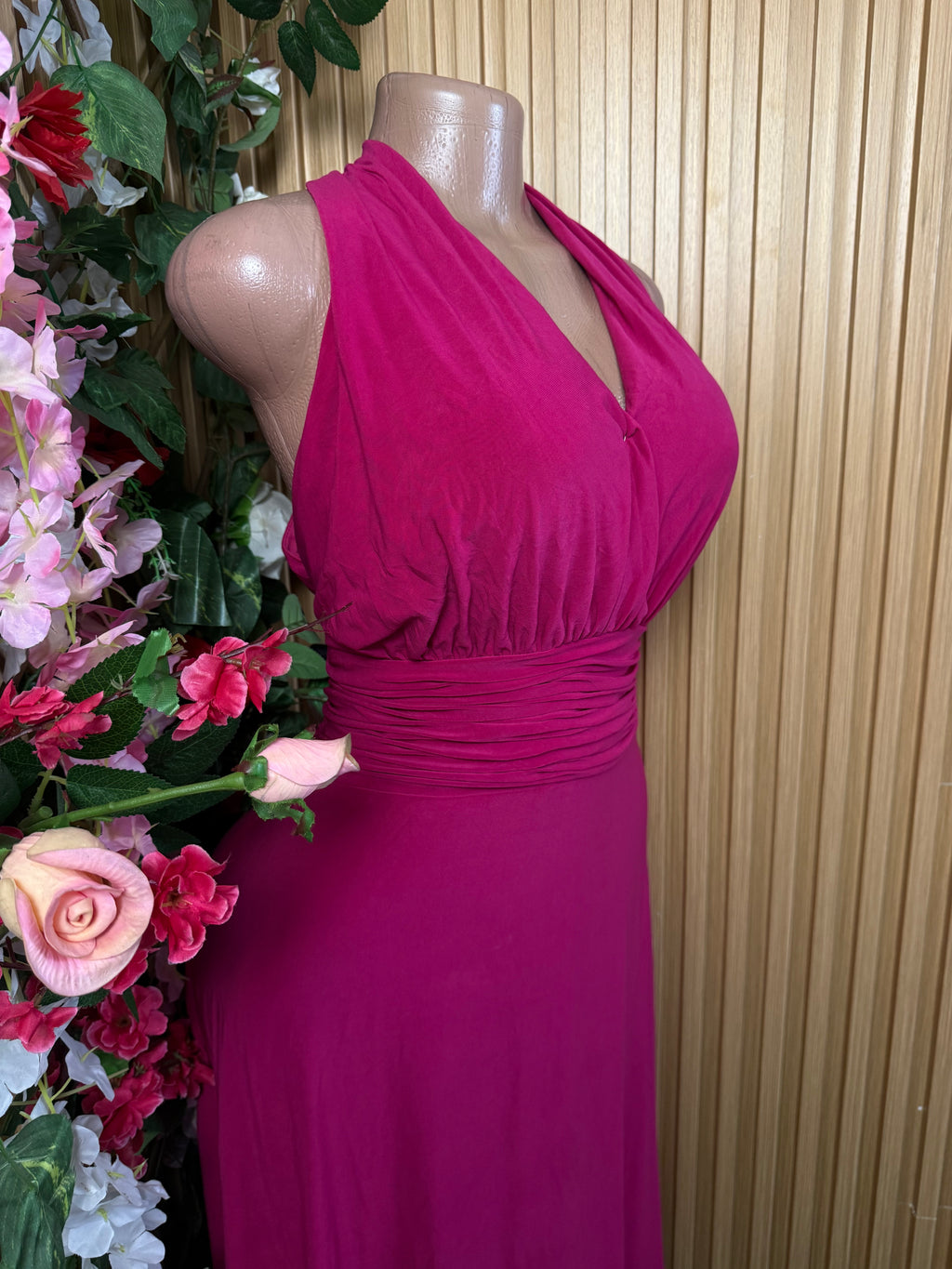 Robe élégante sans manches ceintrée - Perluna Store