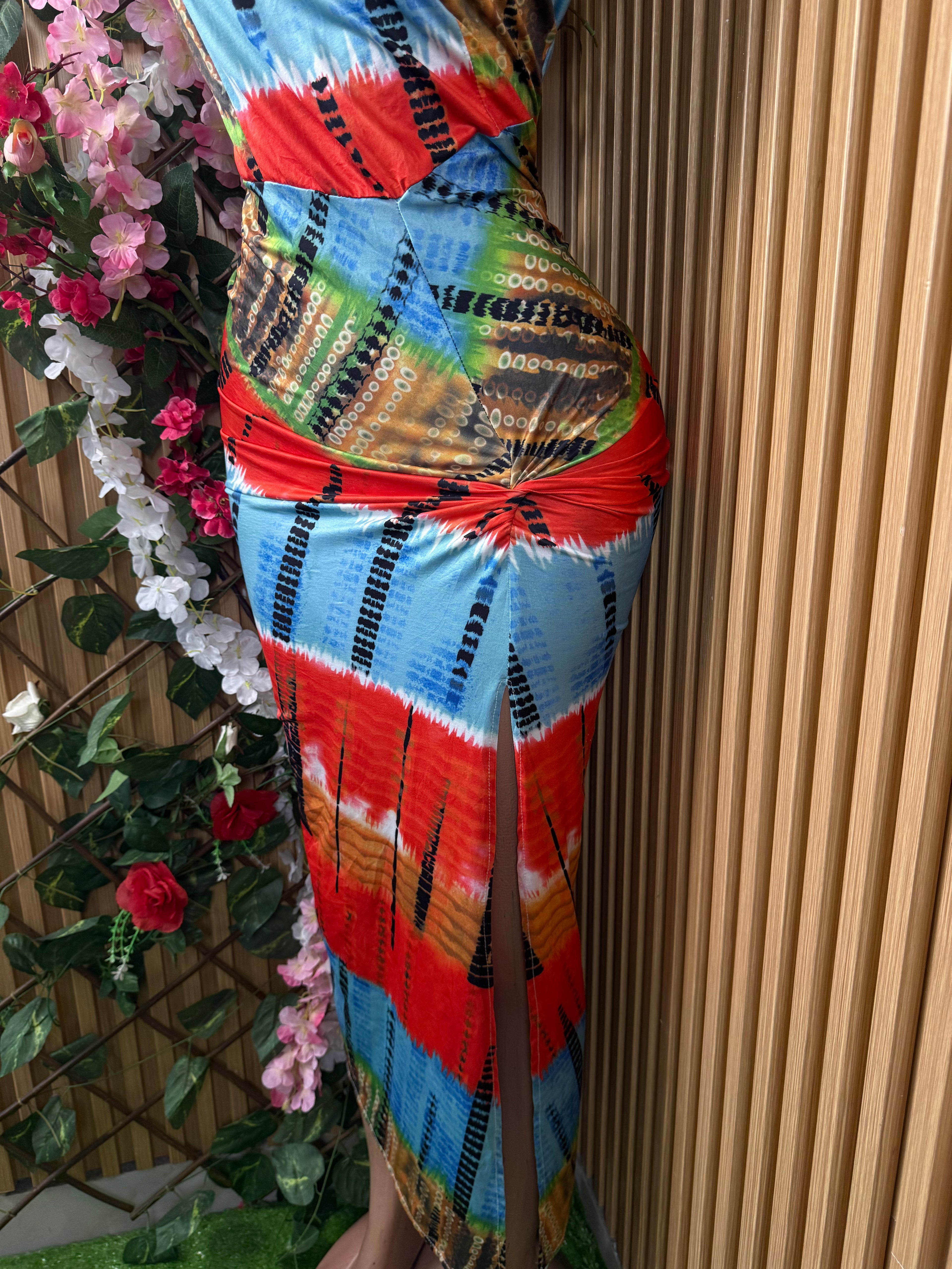 Robe moulante à fines bretelles décollectée - Perluna Store