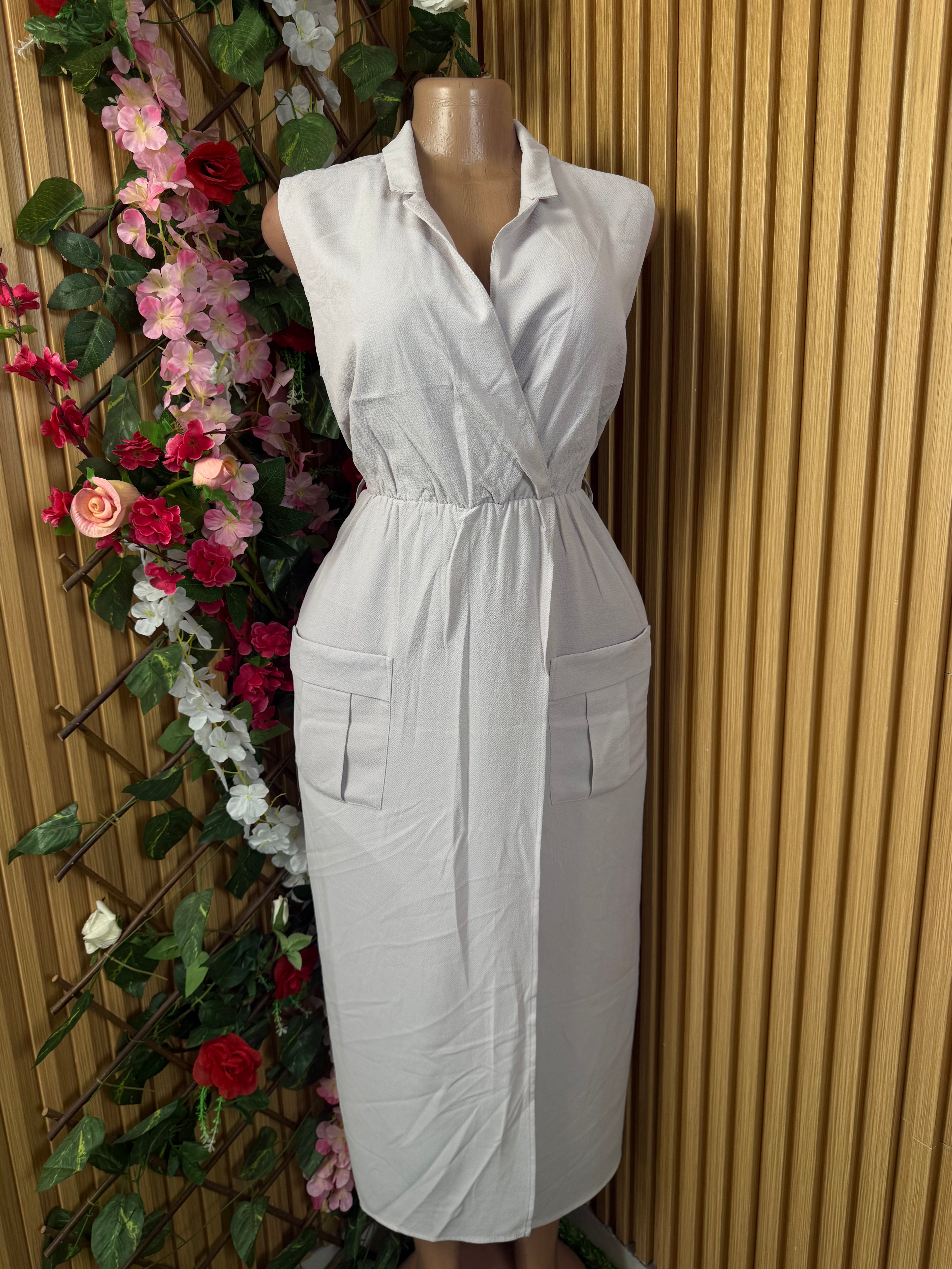 Robe élegante droite longue sans manches col chemise - Perluna Store
