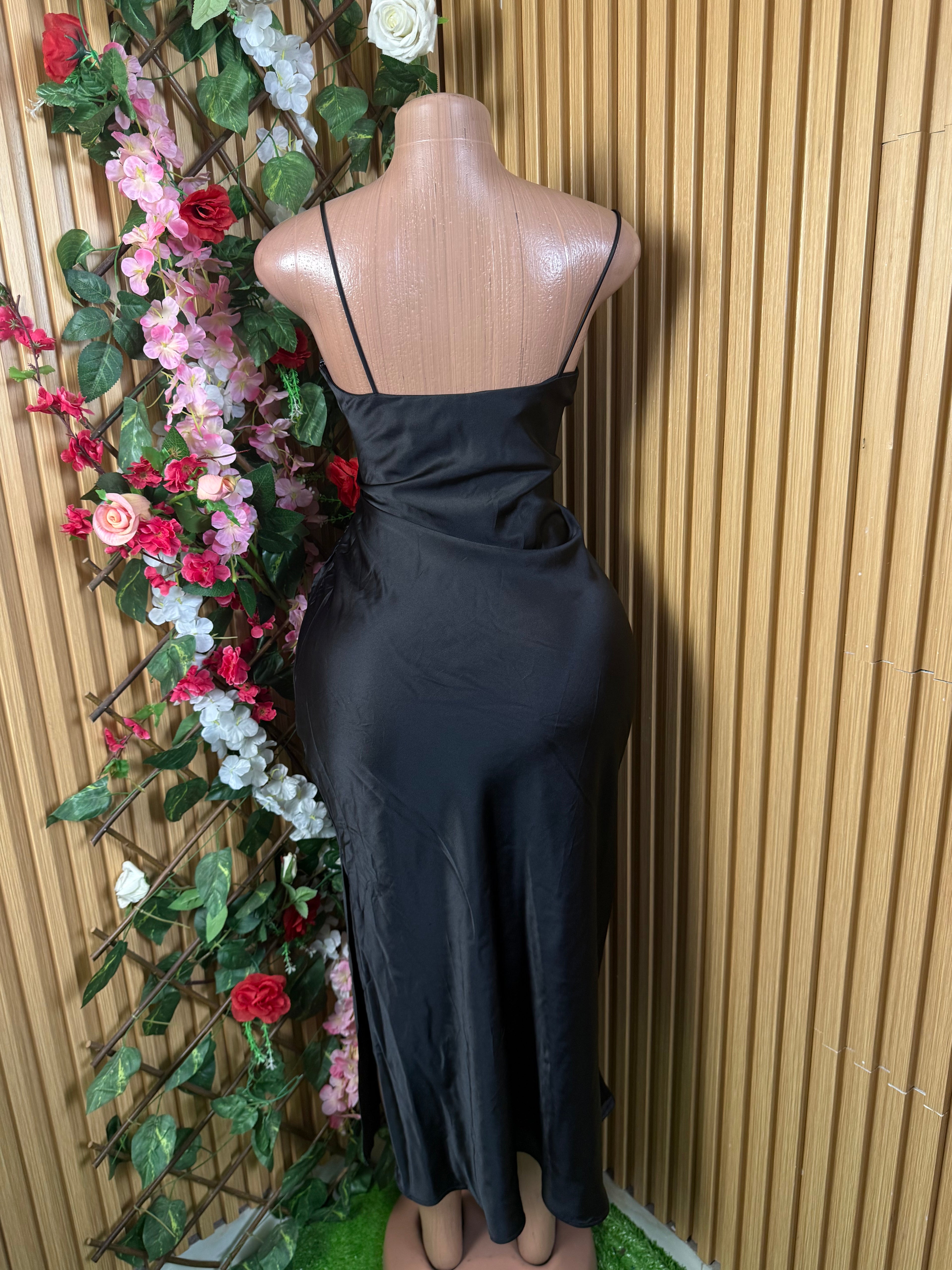 Robe moulante longue à fines bretelles - Perluna Store