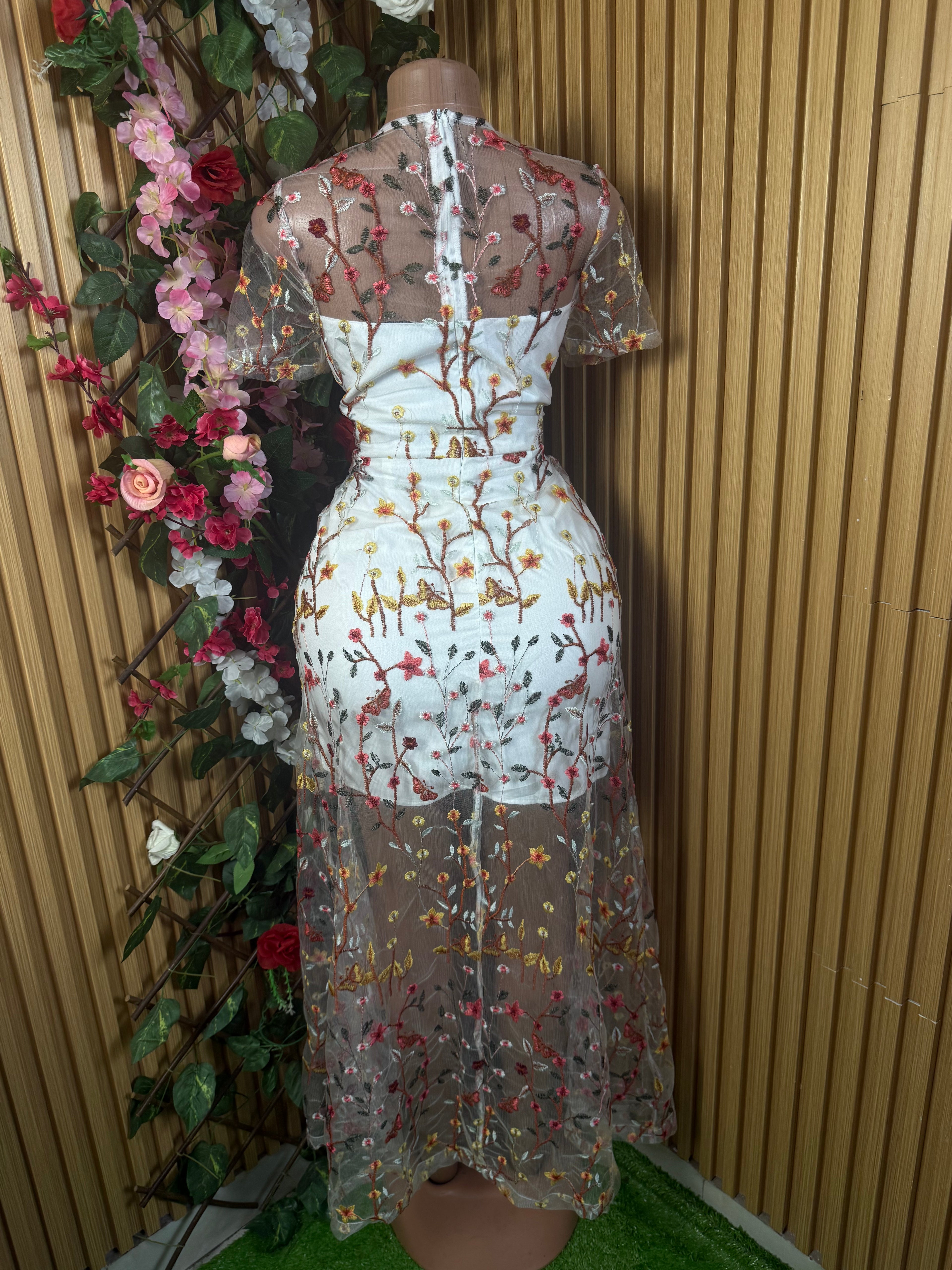 Robe droite manches courtes transparente décolletée - Perluna Store