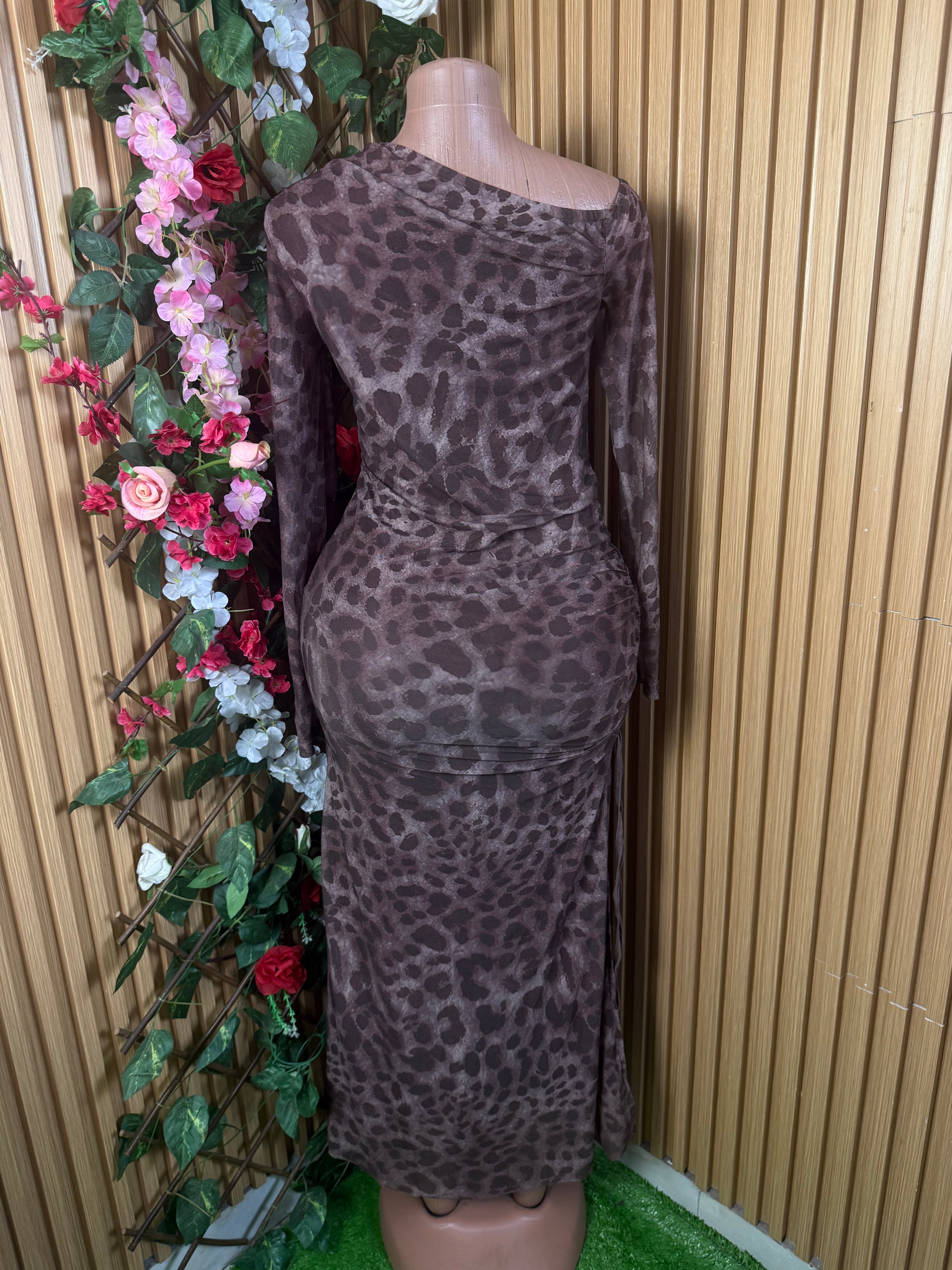 Robe moulante manches longue décolletée - Perluna Store