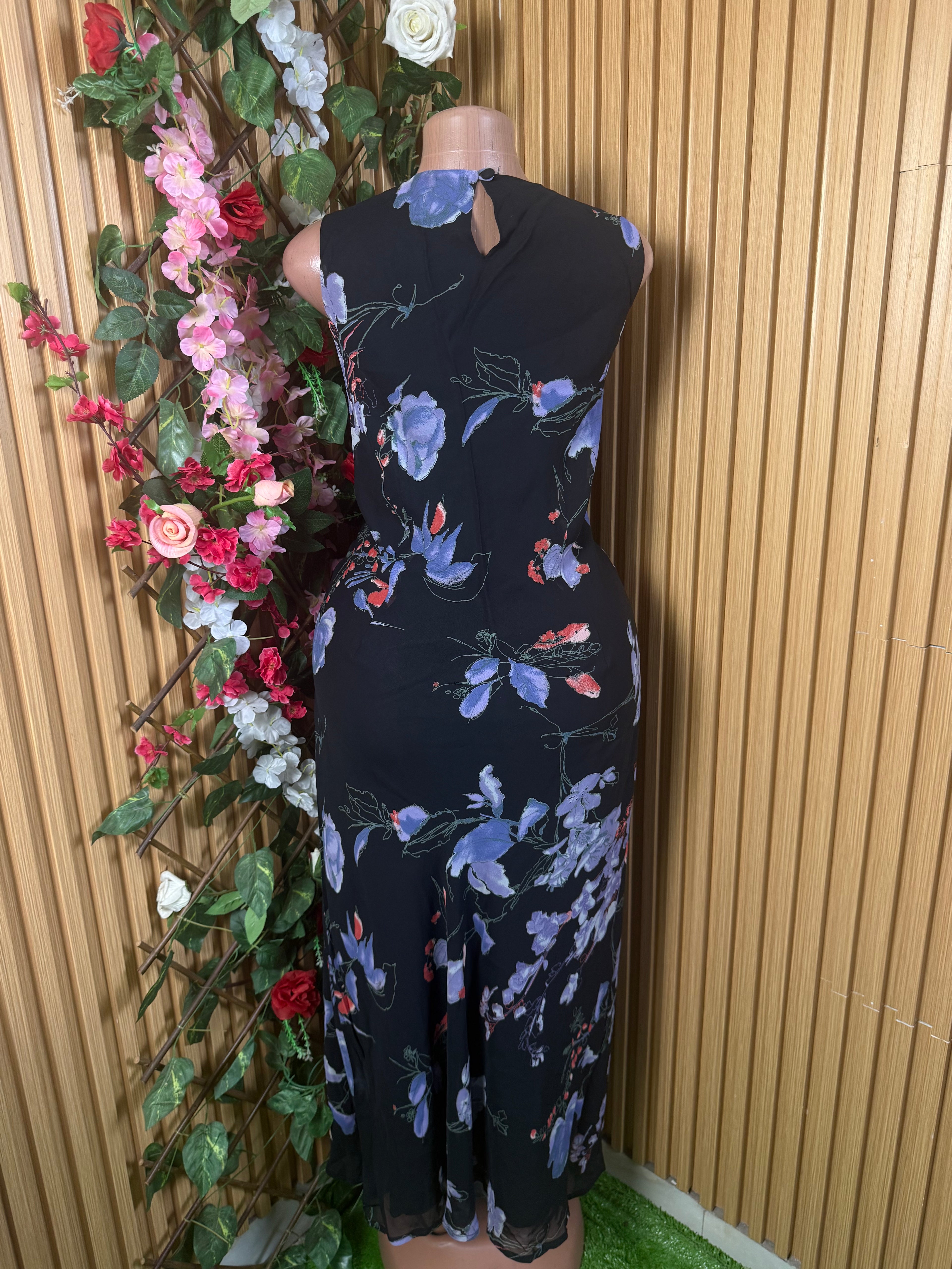 Robe moulante longue sans manches décolletée - Perluna Store
