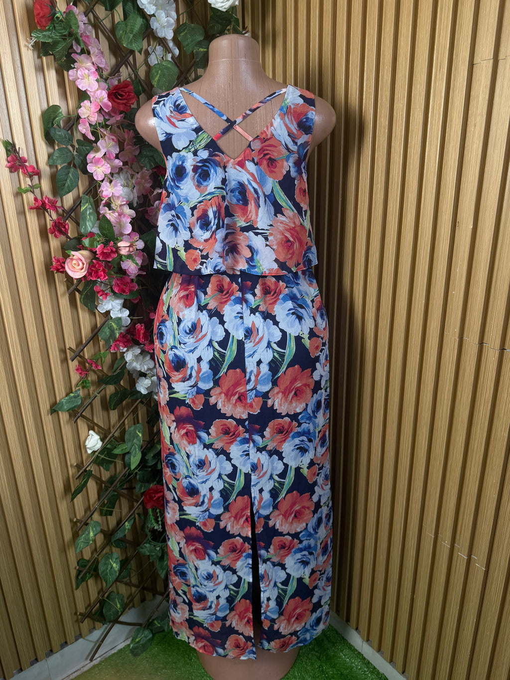 Robe évasée à fines bretelles imprimée fleurie décolletéé - Perluna Store