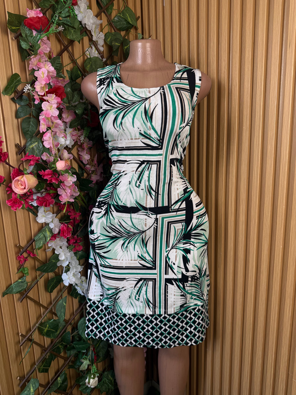 Robe longue élegante sans manches - Perluna Store
