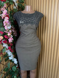 Robe droite stylée sans manches drapée - Perluna Store