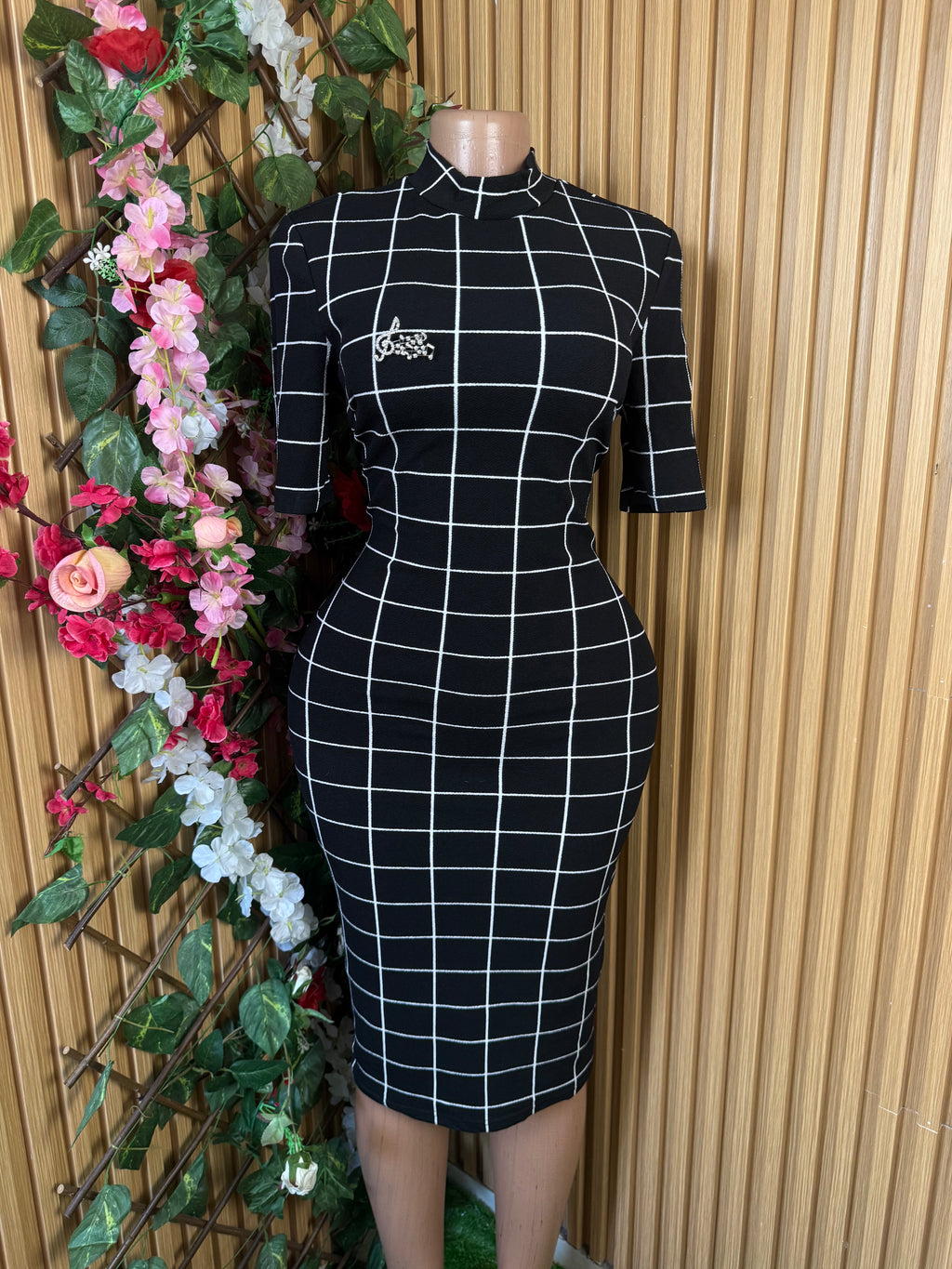 Robe moulante manches courtes rayée - Perluna Store
