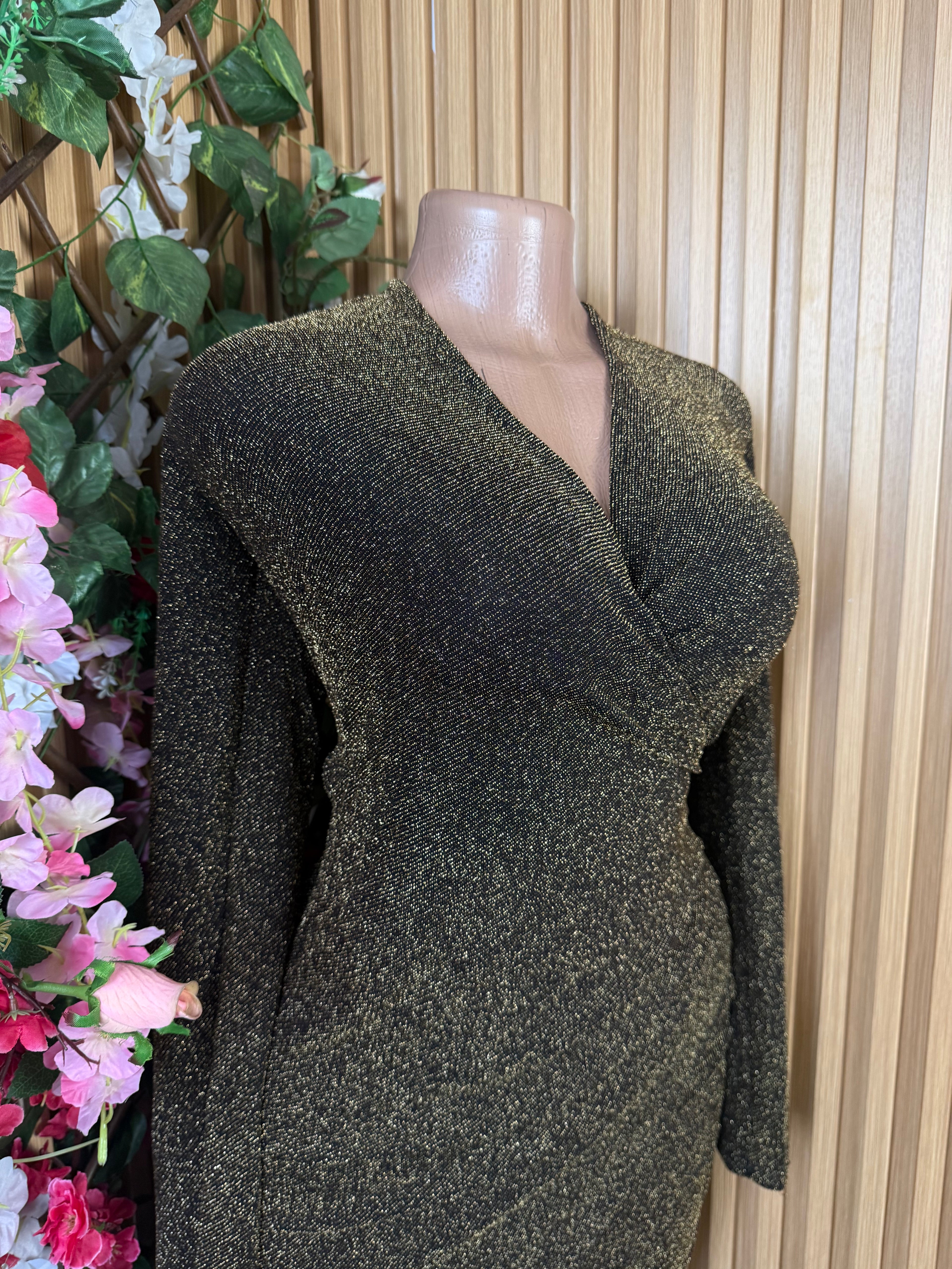 Robe moulante manches longues col V - Perluna Store