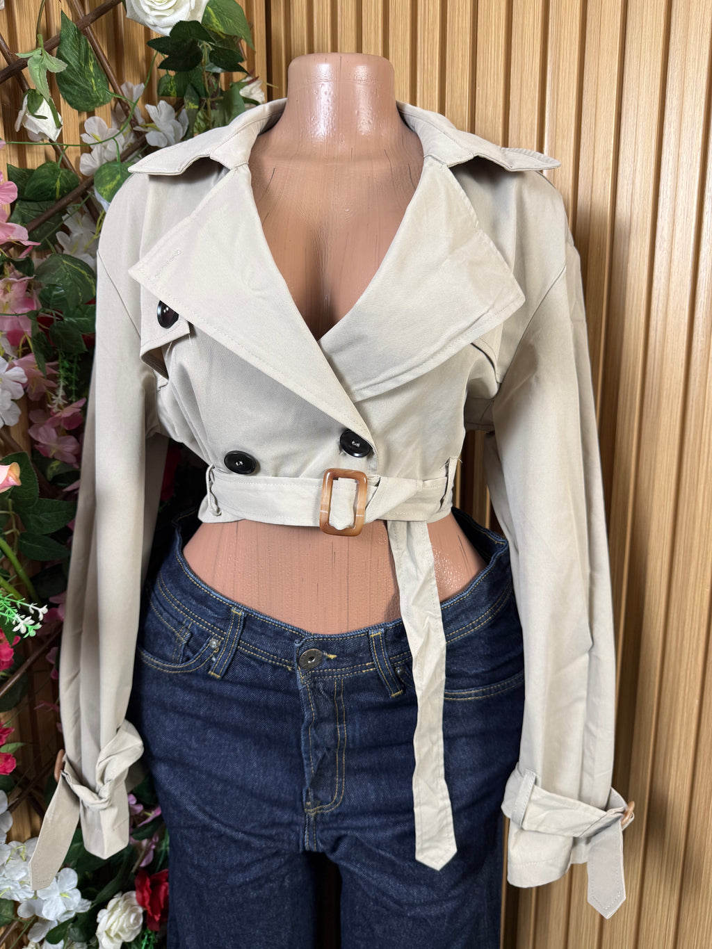 Veste blazer pour femme one bouton avec boucle couleur beige - Perluna Store