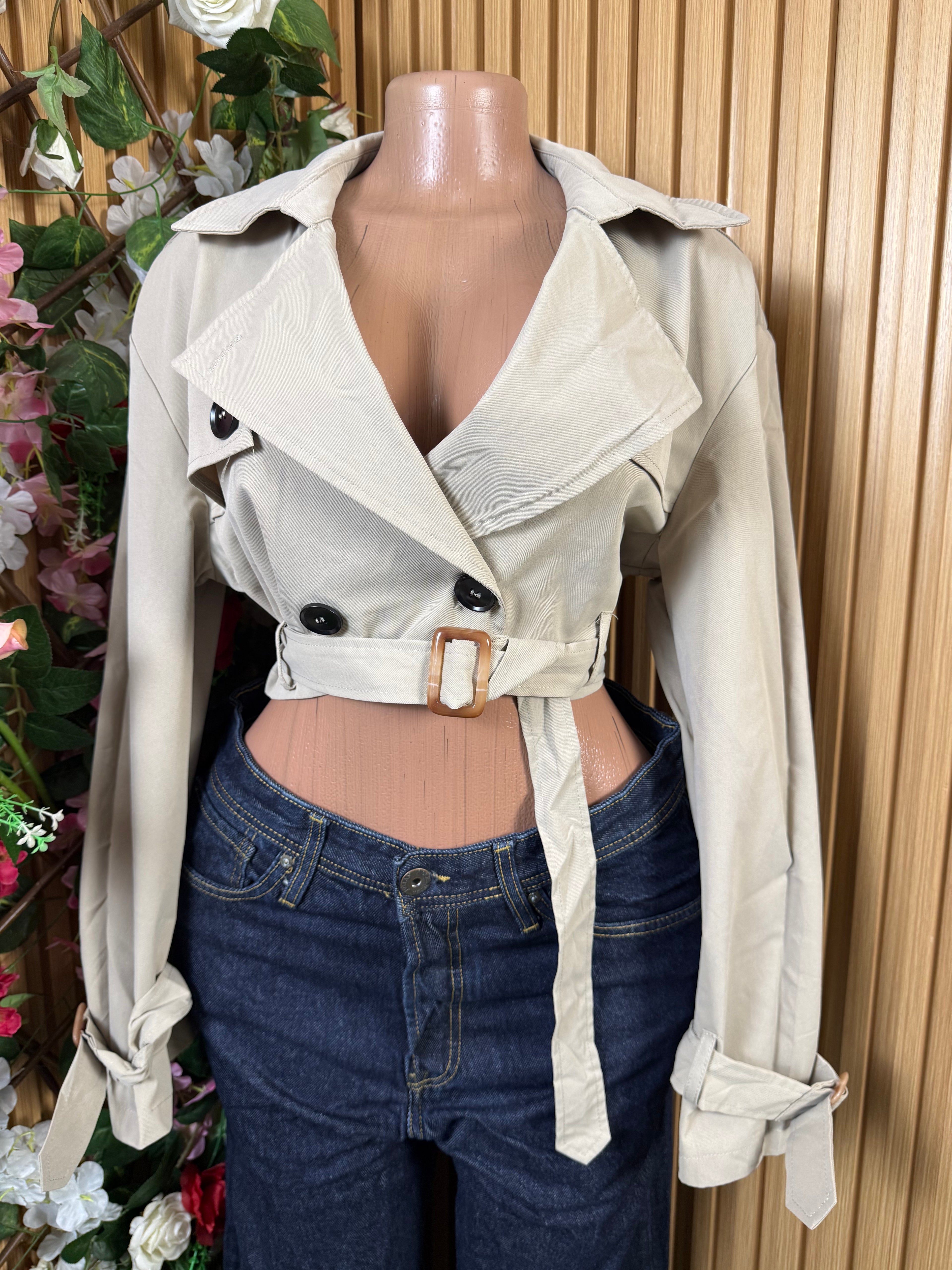 Veste blazer pour femme one bouton avec boucle couleur beige - Perluna Store