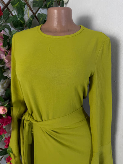 Robe longue manche longue volant