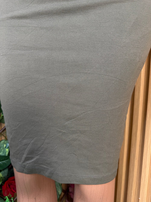 Jupe moulante de couleur grise - Perluna Store