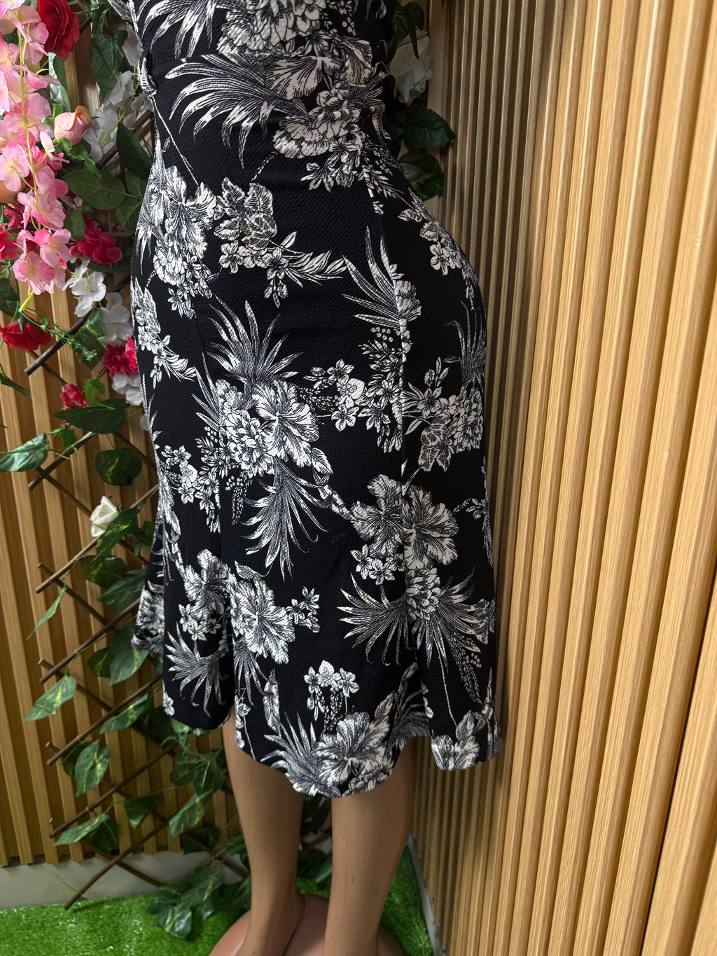 Robe évasée sans manches imprimée fleurie - Perluna Store