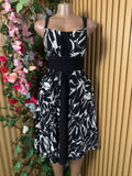 Robe évasée mi-longue à fines bretelles drapée - Perluna Store