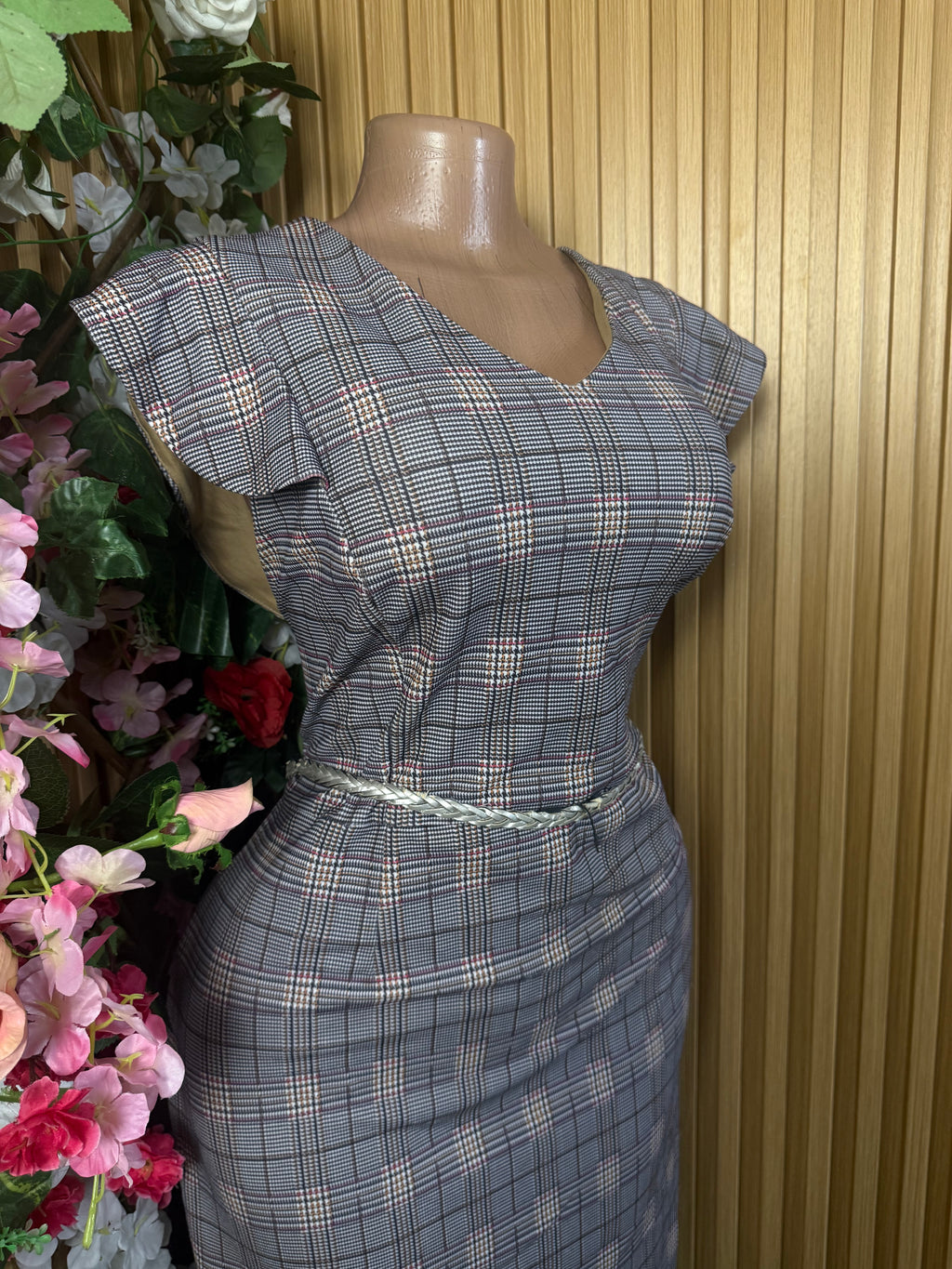 Robe élégante droite mi-longue sans manches - Perluna Store