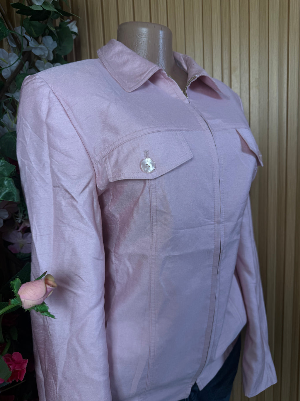 Veste blazer pour femme de couleur rose avec col chemise - Perluna Store