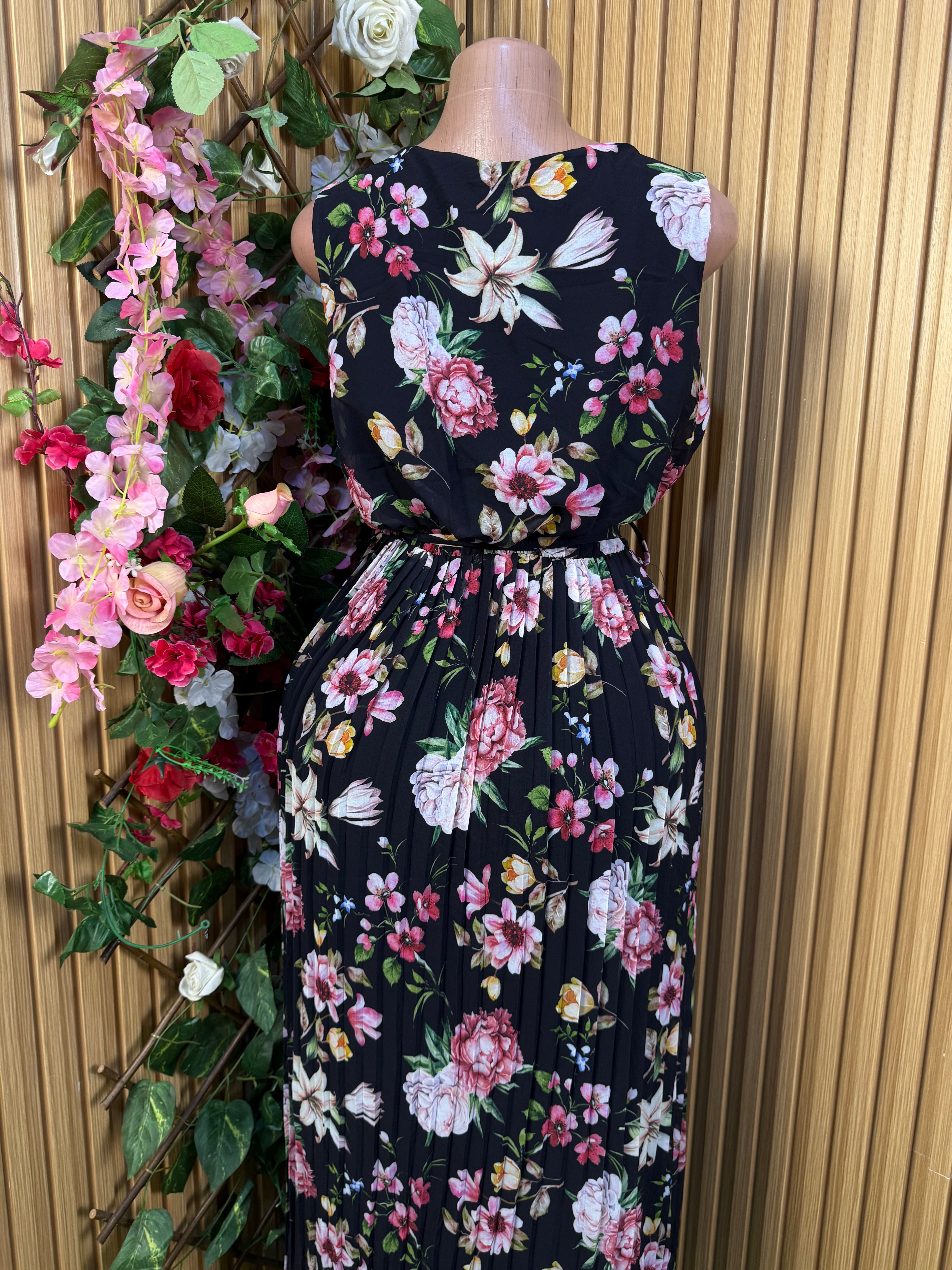 Robe évasée longue  sans manches imprimée fleurie - Perluna Store
