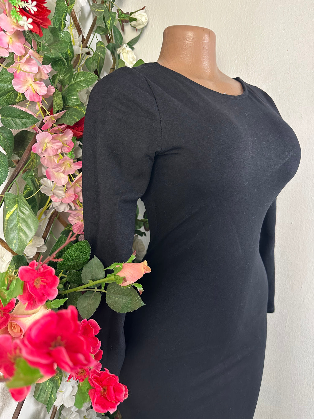 Robe moulante manches longues dos-nu