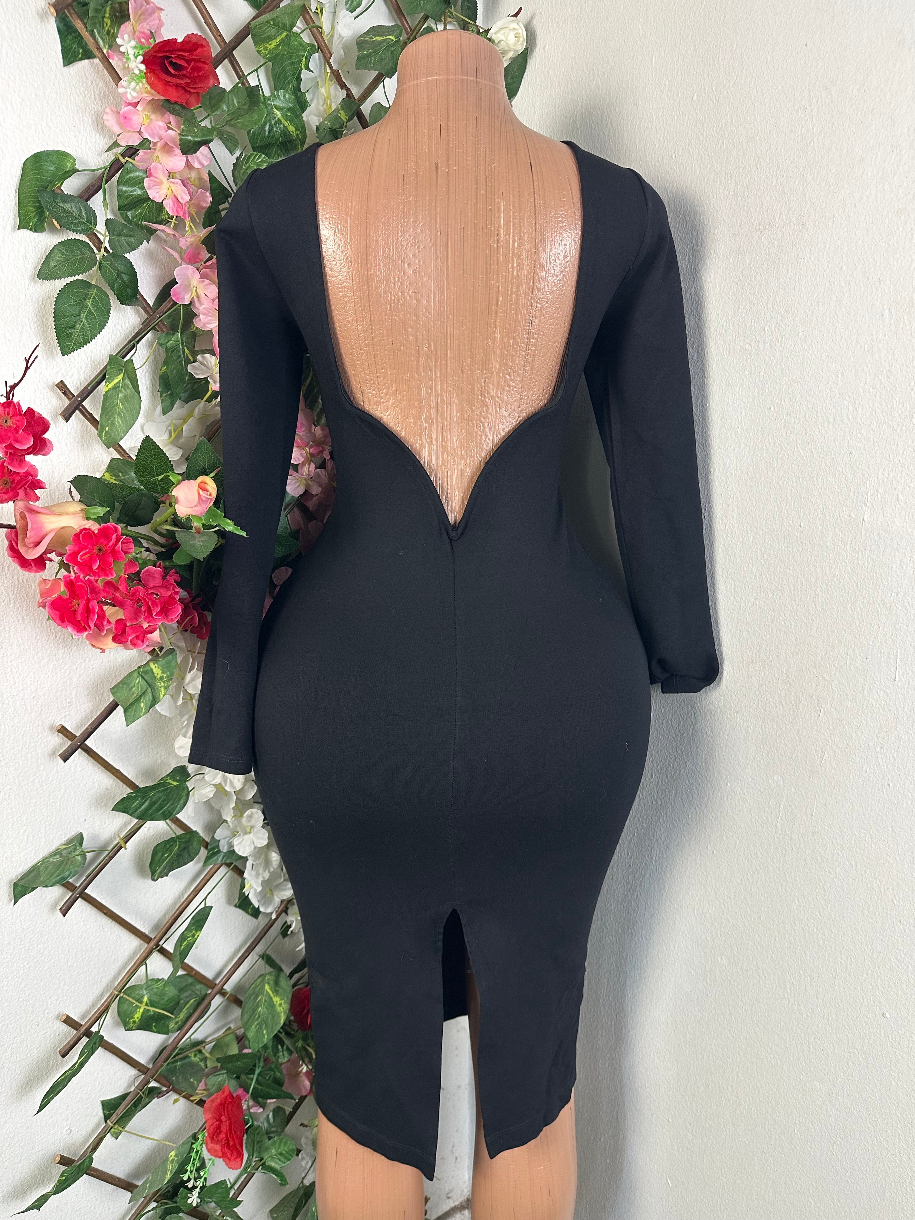 Robe moulante manches longues dos-nu