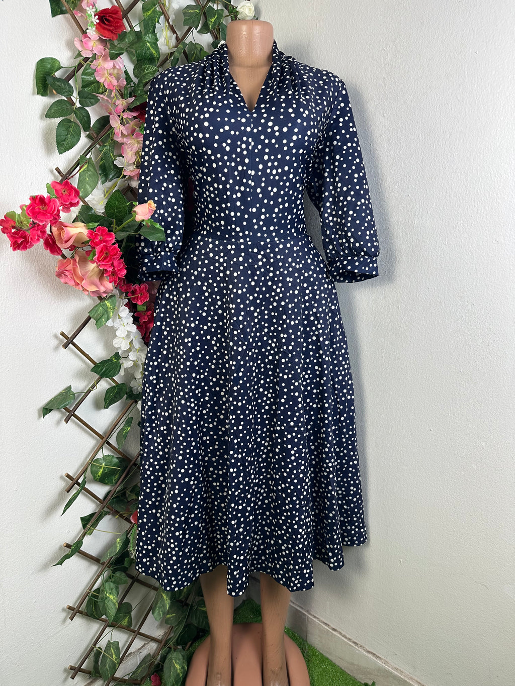 Robe évasée mi-longue manches 3/4-L 12 - Perluna Store